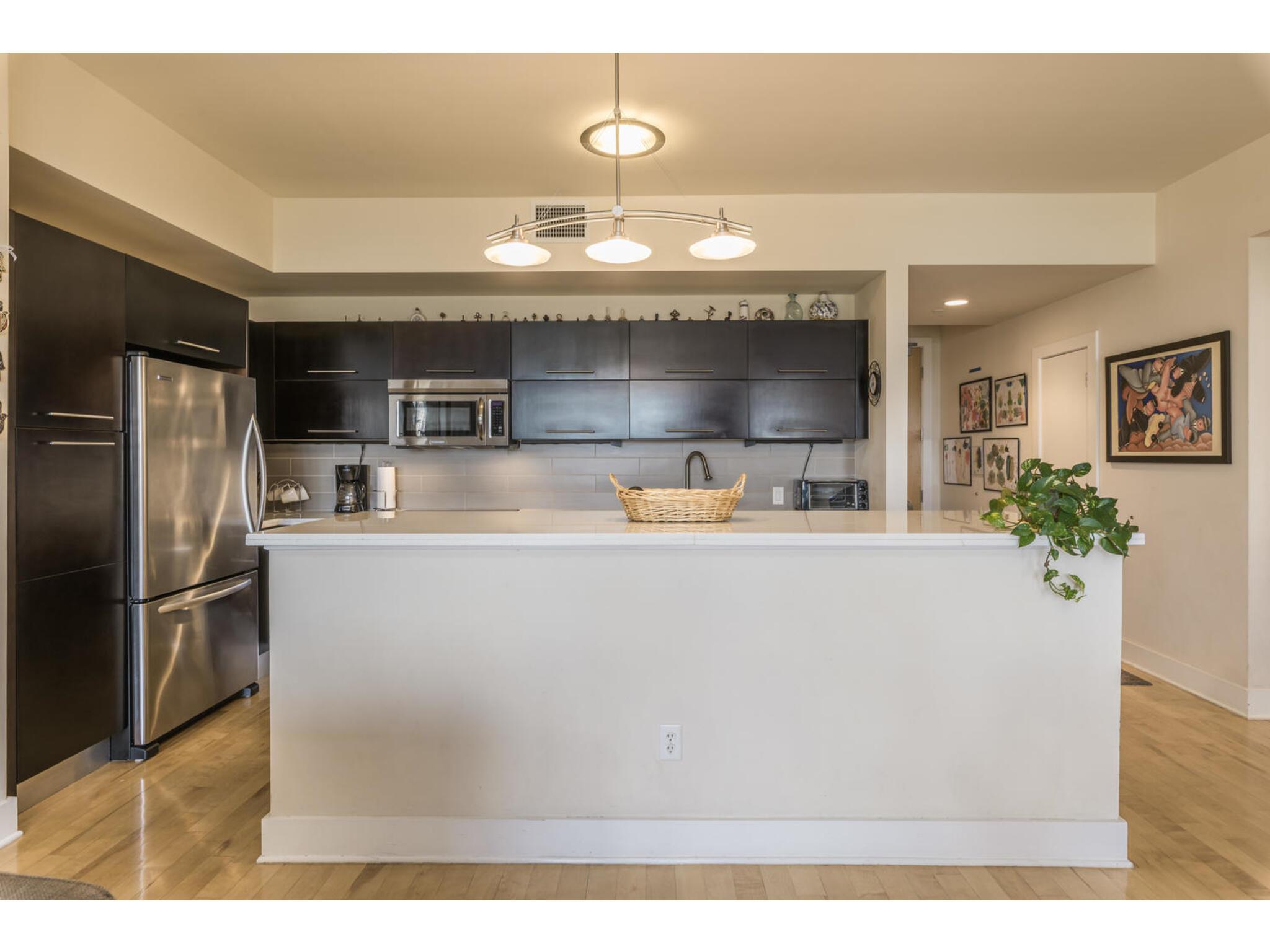 603 Davis St # 902, Austin, TX 78701