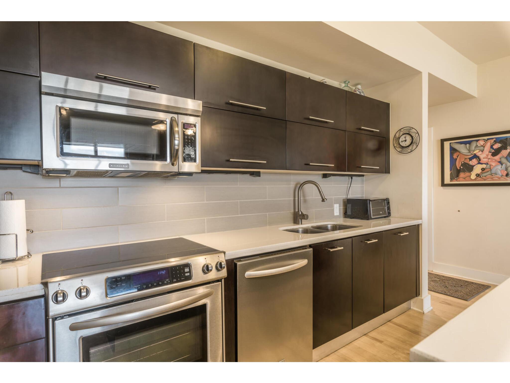 603 Davis St # 902, Austin, TX 78701