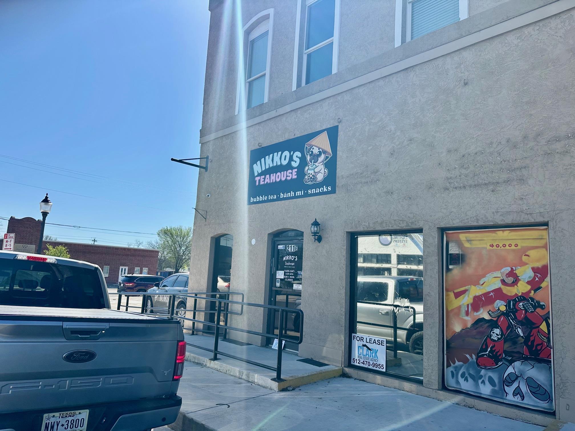 211 E Court St, Seguin, TX 78155