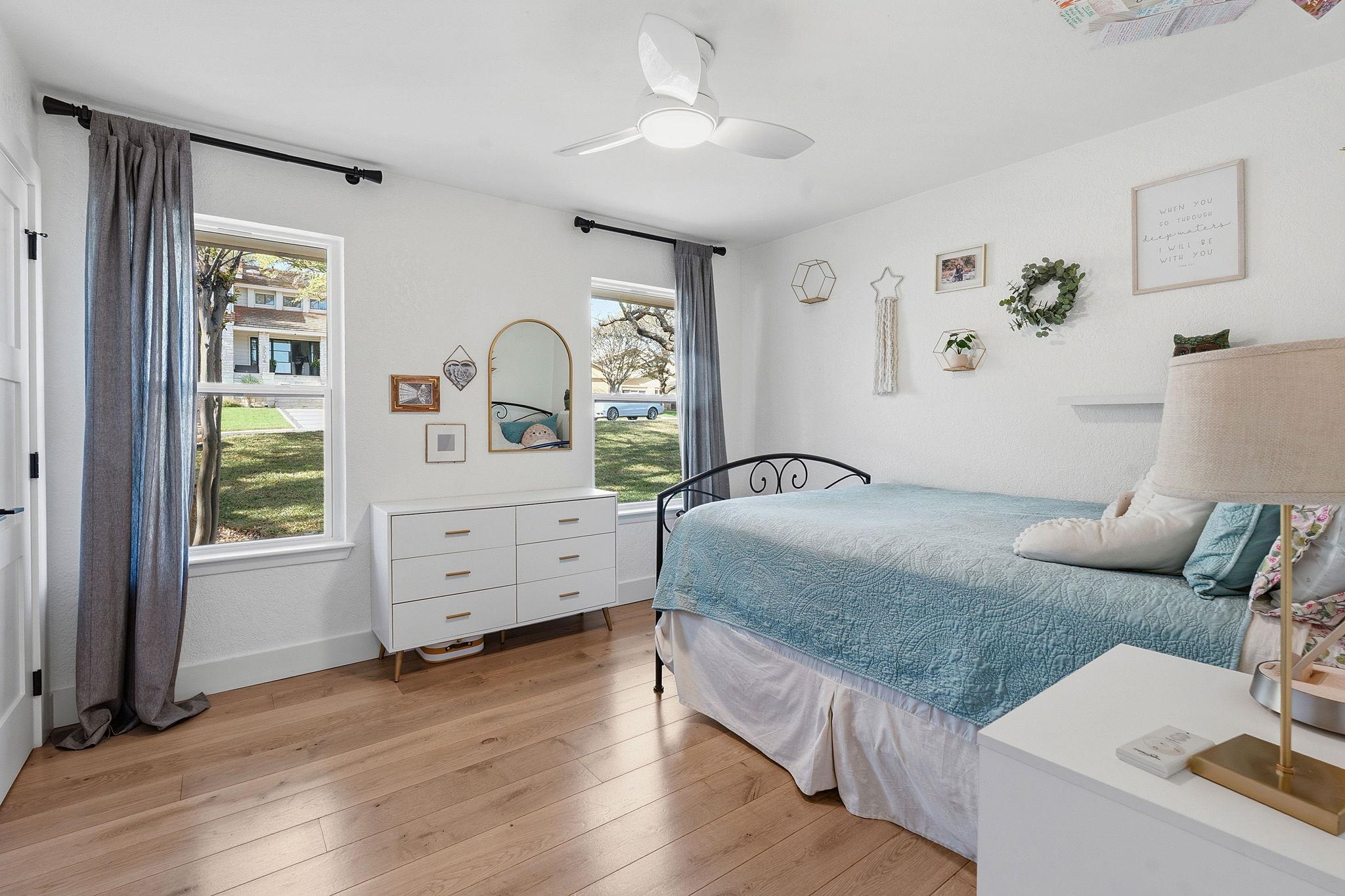 5907 Ivy Hills Dr, Austin, TX 78759