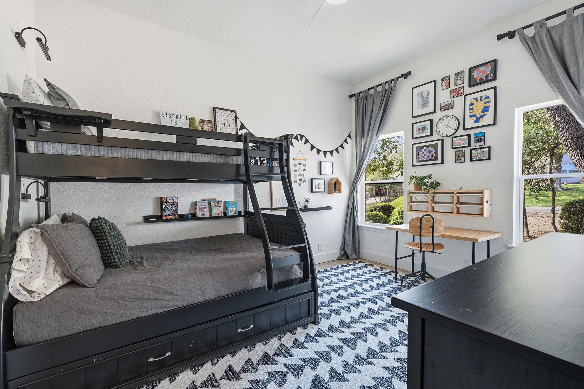 5907 Ivy Hills Dr, Austin, TX 78759