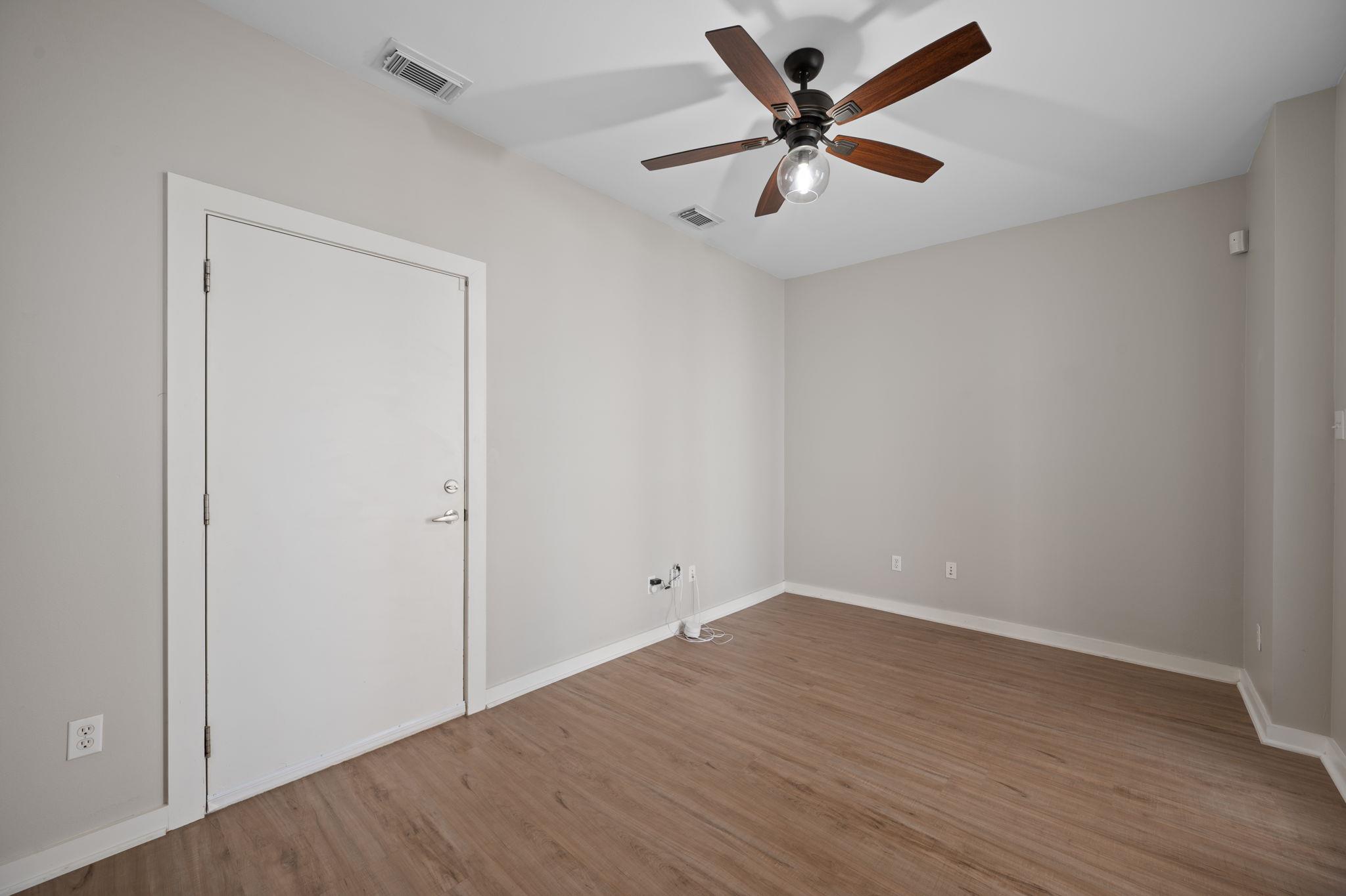 6000 S Congress Ave # 302, Austin, TX 78745