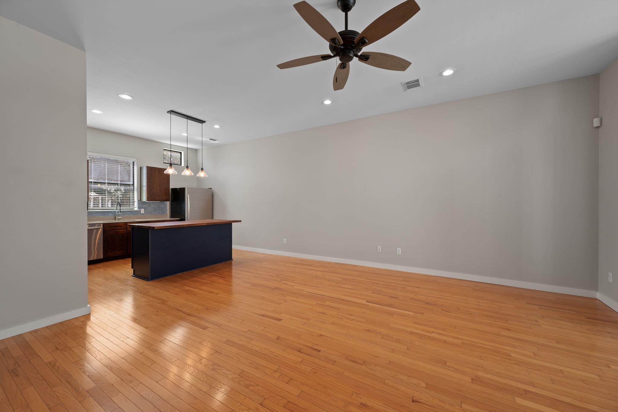 6000 S Congress Ave # 302, Austin, TX 78745