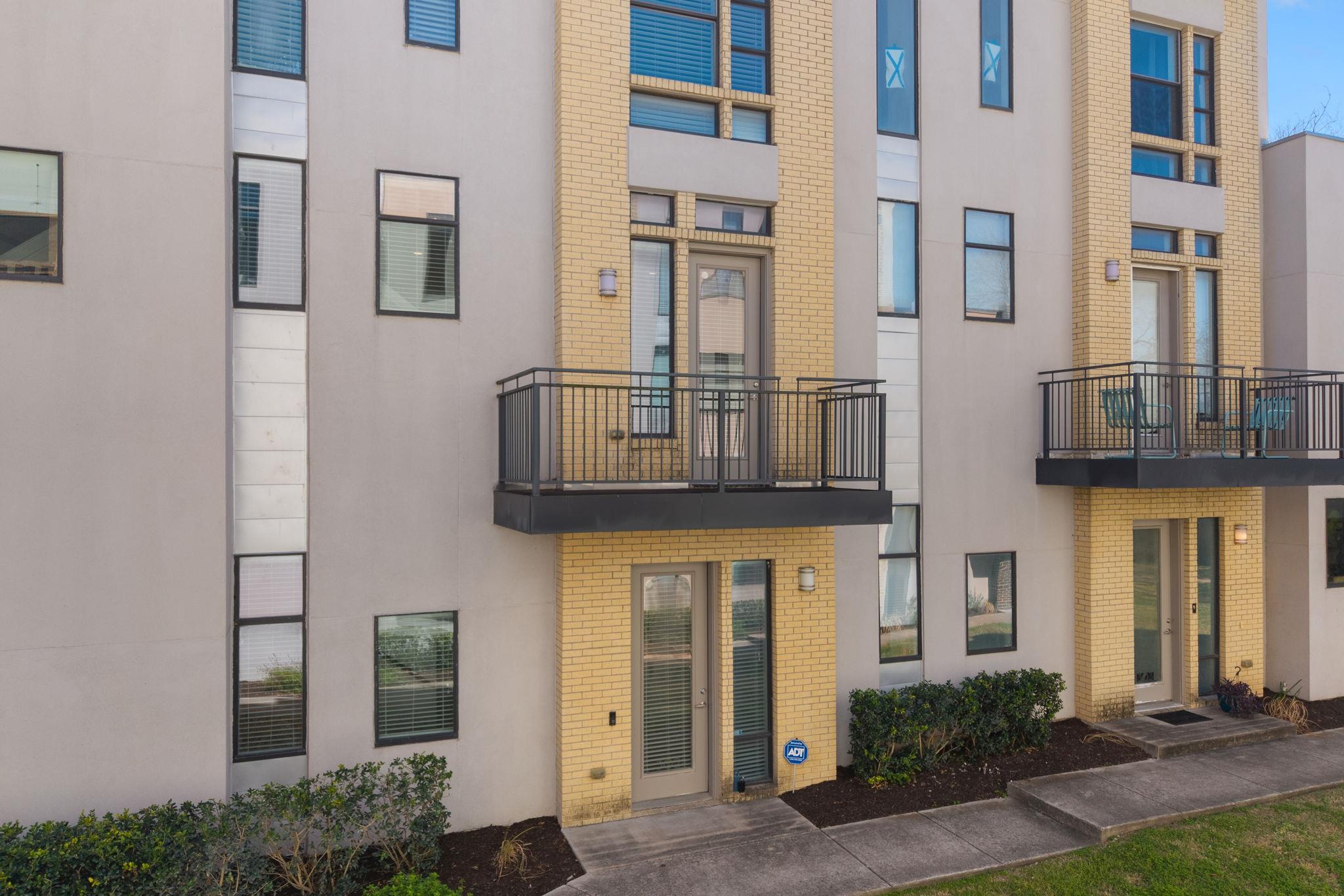 6000 S Congress Ave # 302, Austin, TX 78745