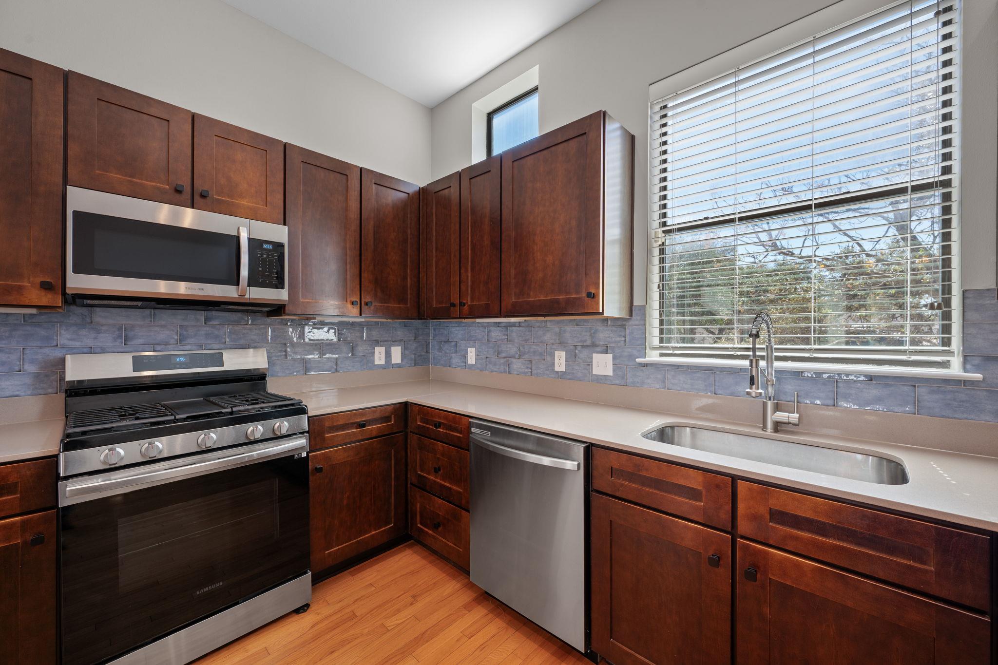 6000 S Congress Ave # 302, Austin, TX 78745