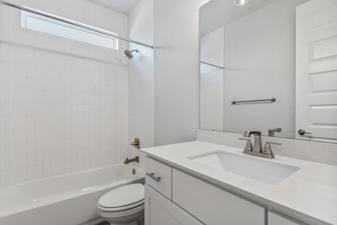 117 Old Wood Road, Liberty Hill, TX 78642