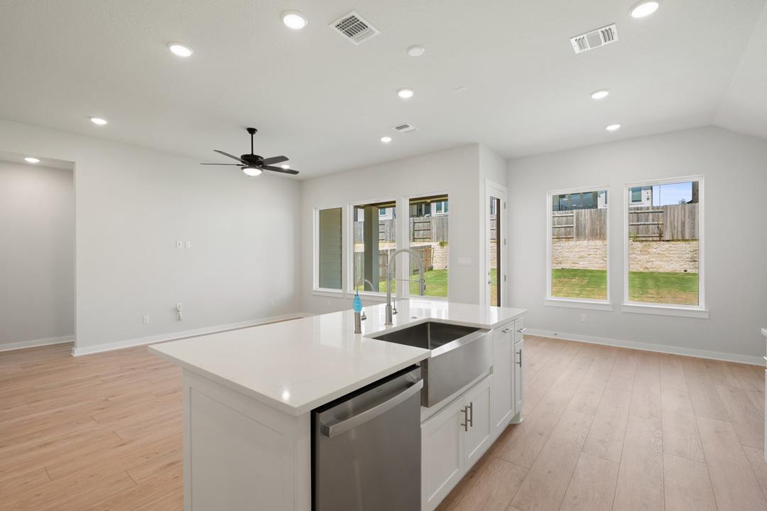 117 Old Wood Road, Liberty Hill, TX 78642