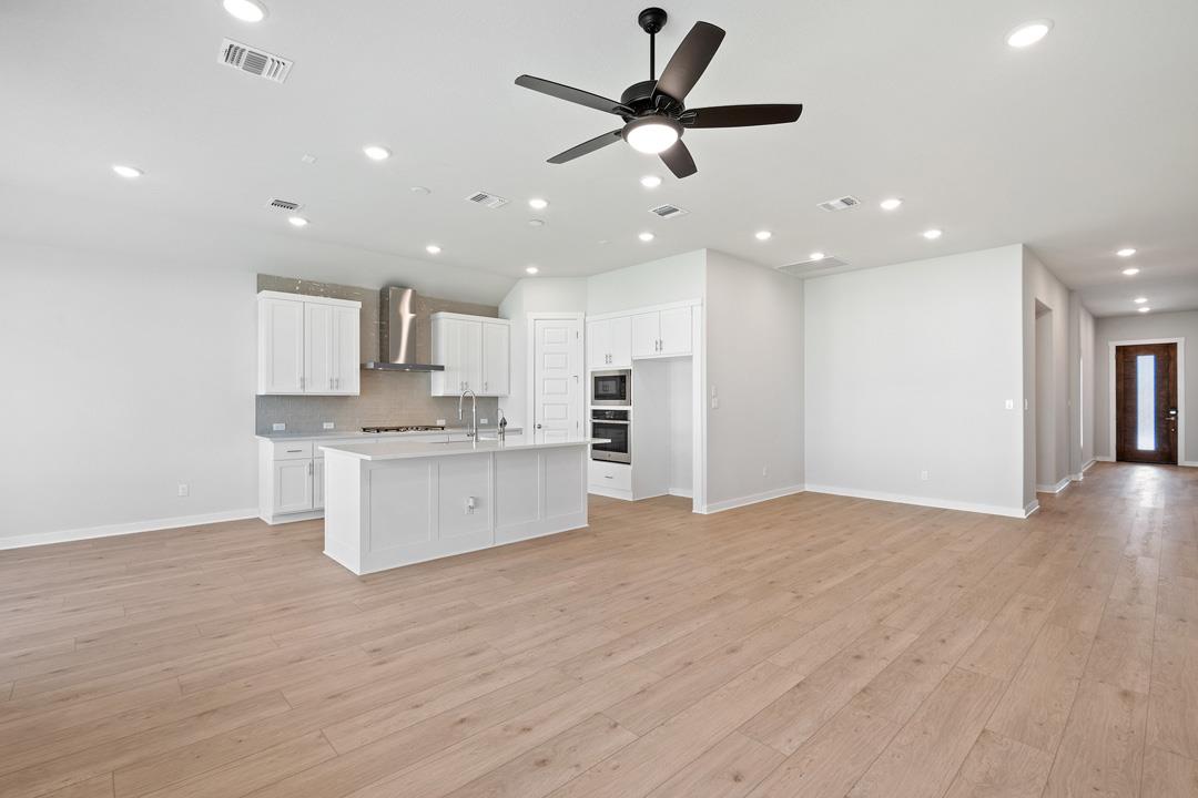 117 Old Wood Road, Liberty Hill, TX 78642