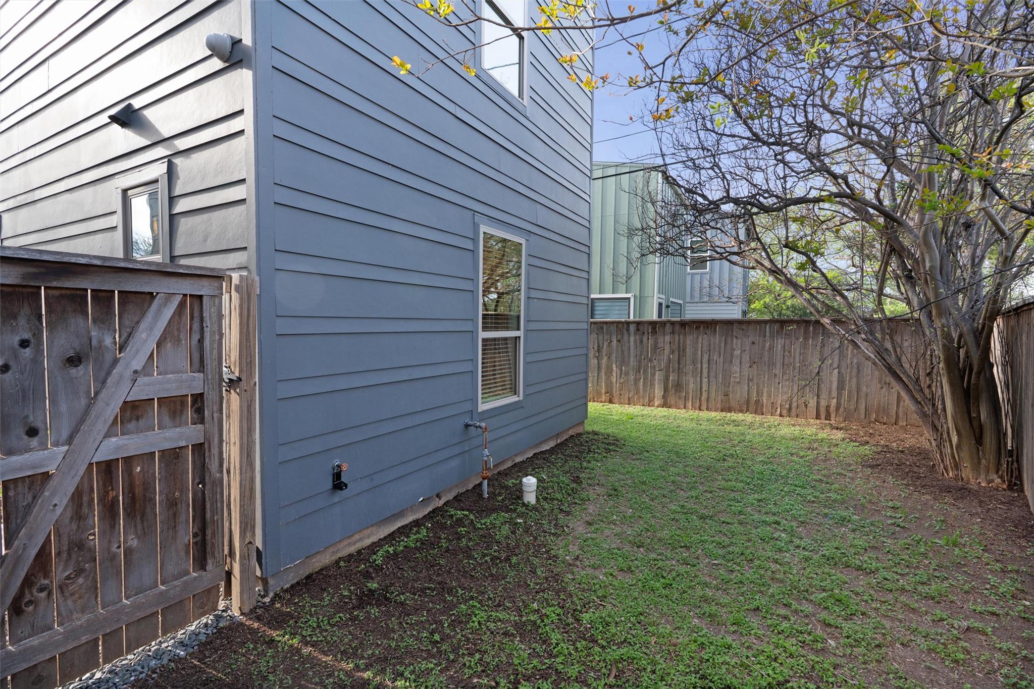 3010 E 18th 1/2 St # B, Austin, TX 78702