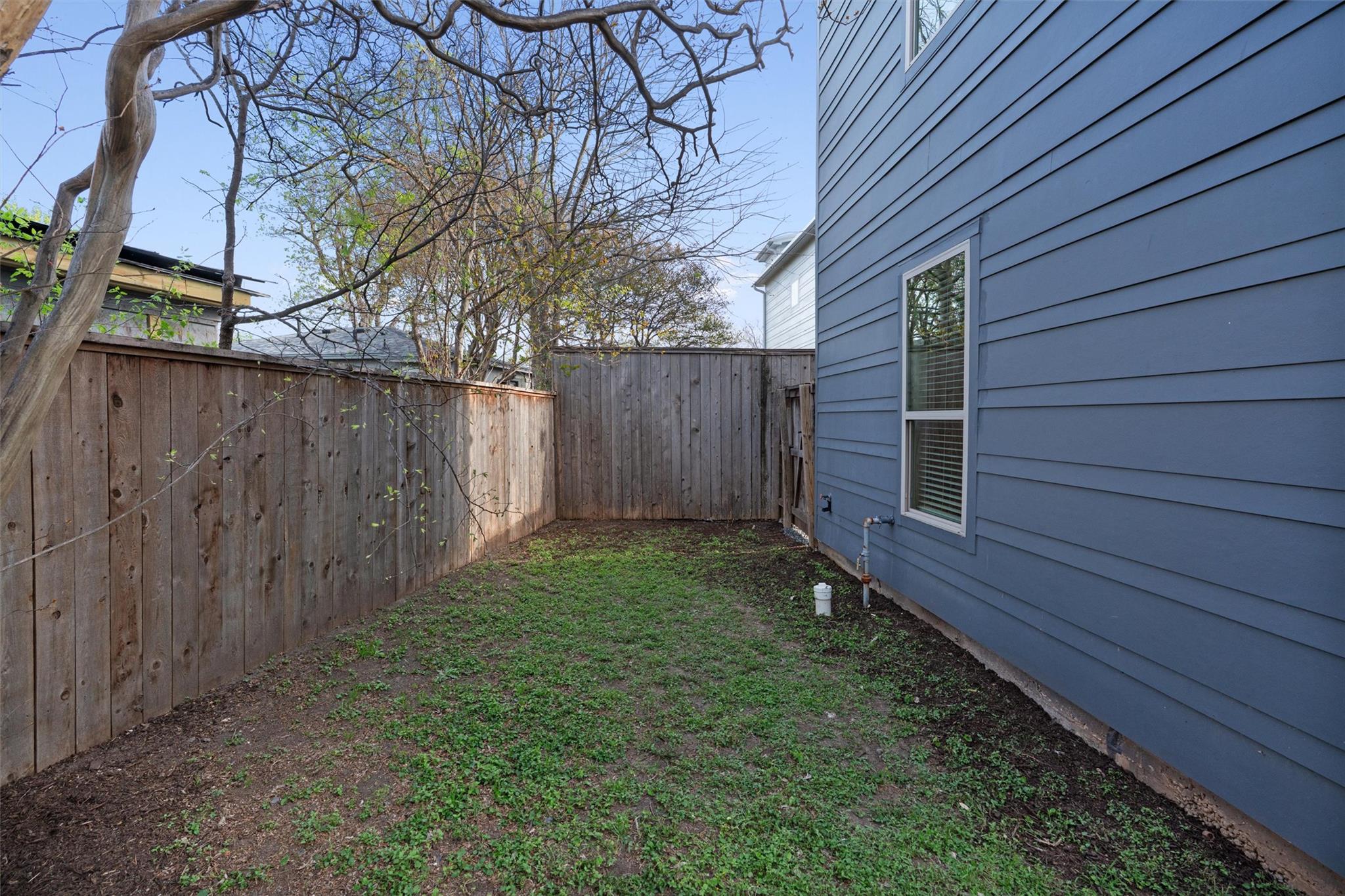 3010 E 18th 1/2 St # B, Austin, TX 78702