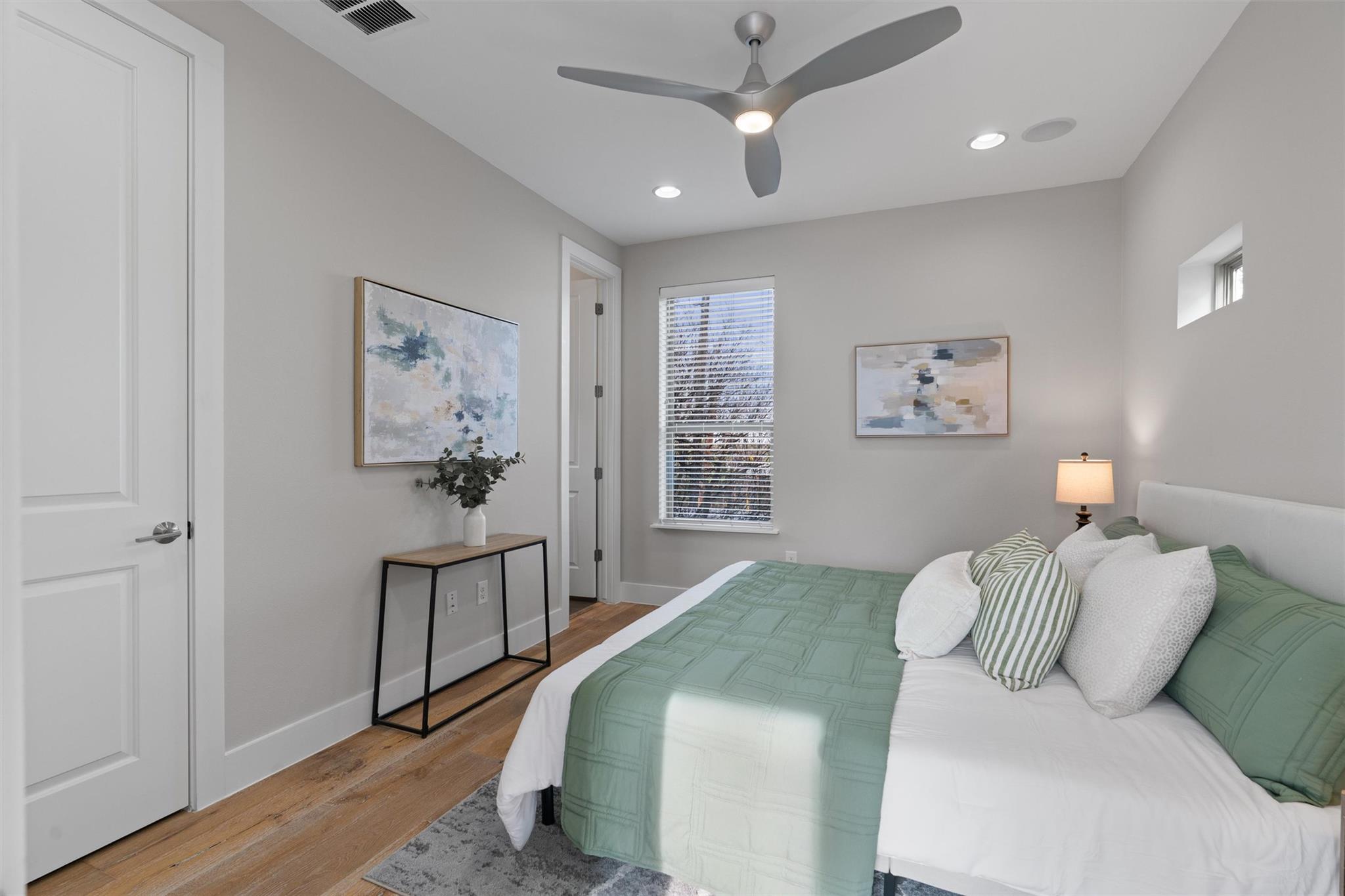 3010 E 18th 1/2 St # B, Austin, TX 78702