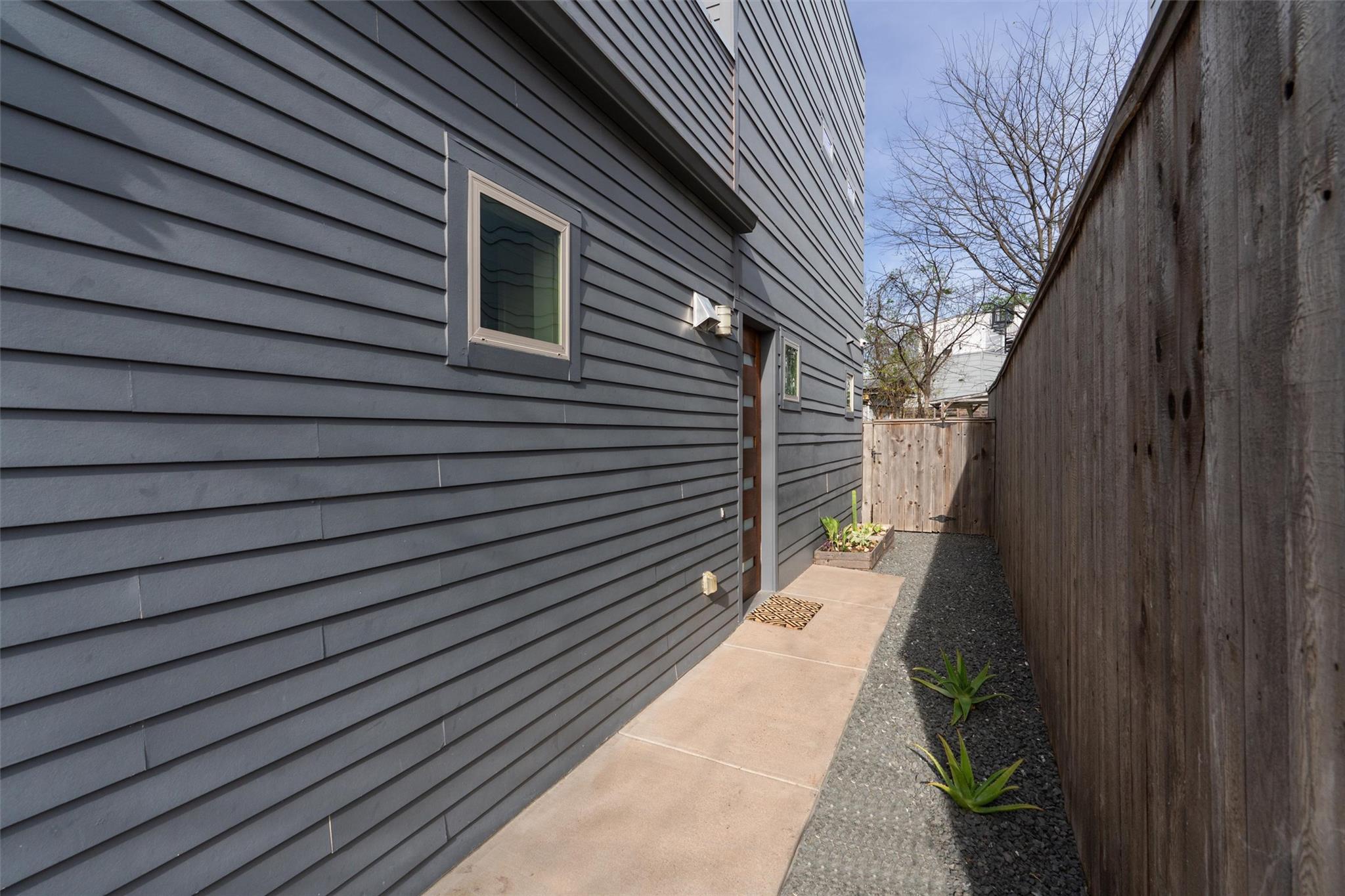 3010 E 18th 1/2 St # B, Austin, TX 78702