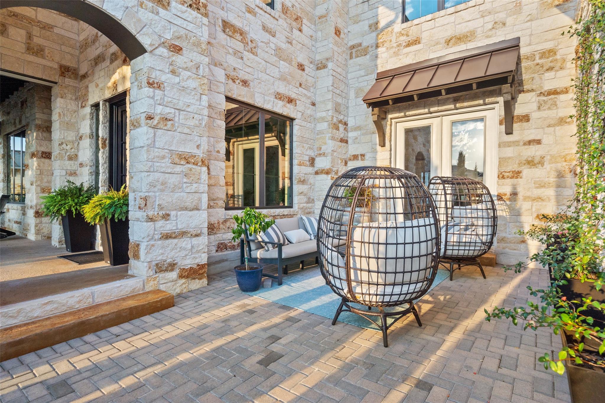 107 Bisset Ct, Austin, TX 78738