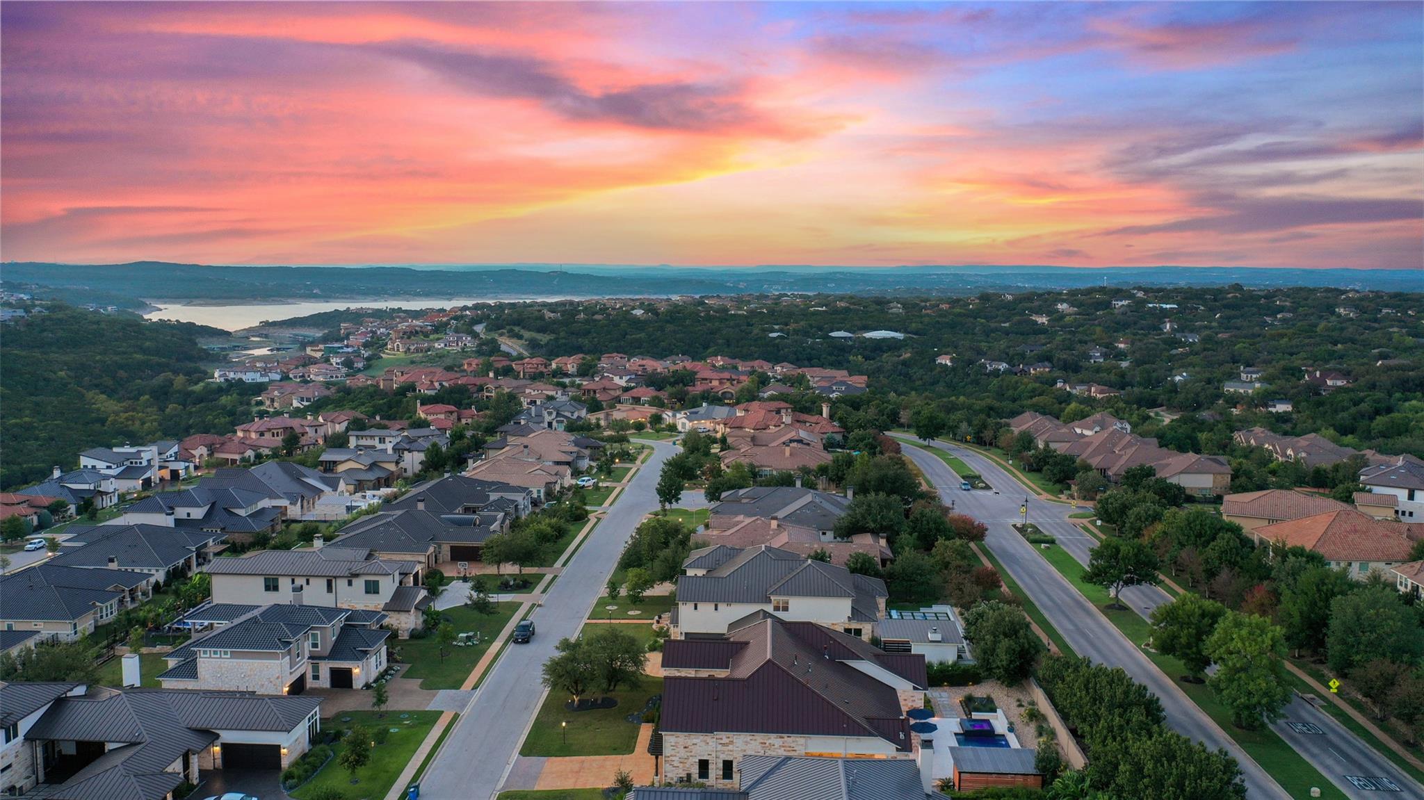 107 Bisset Ct, Austin, TX 78738