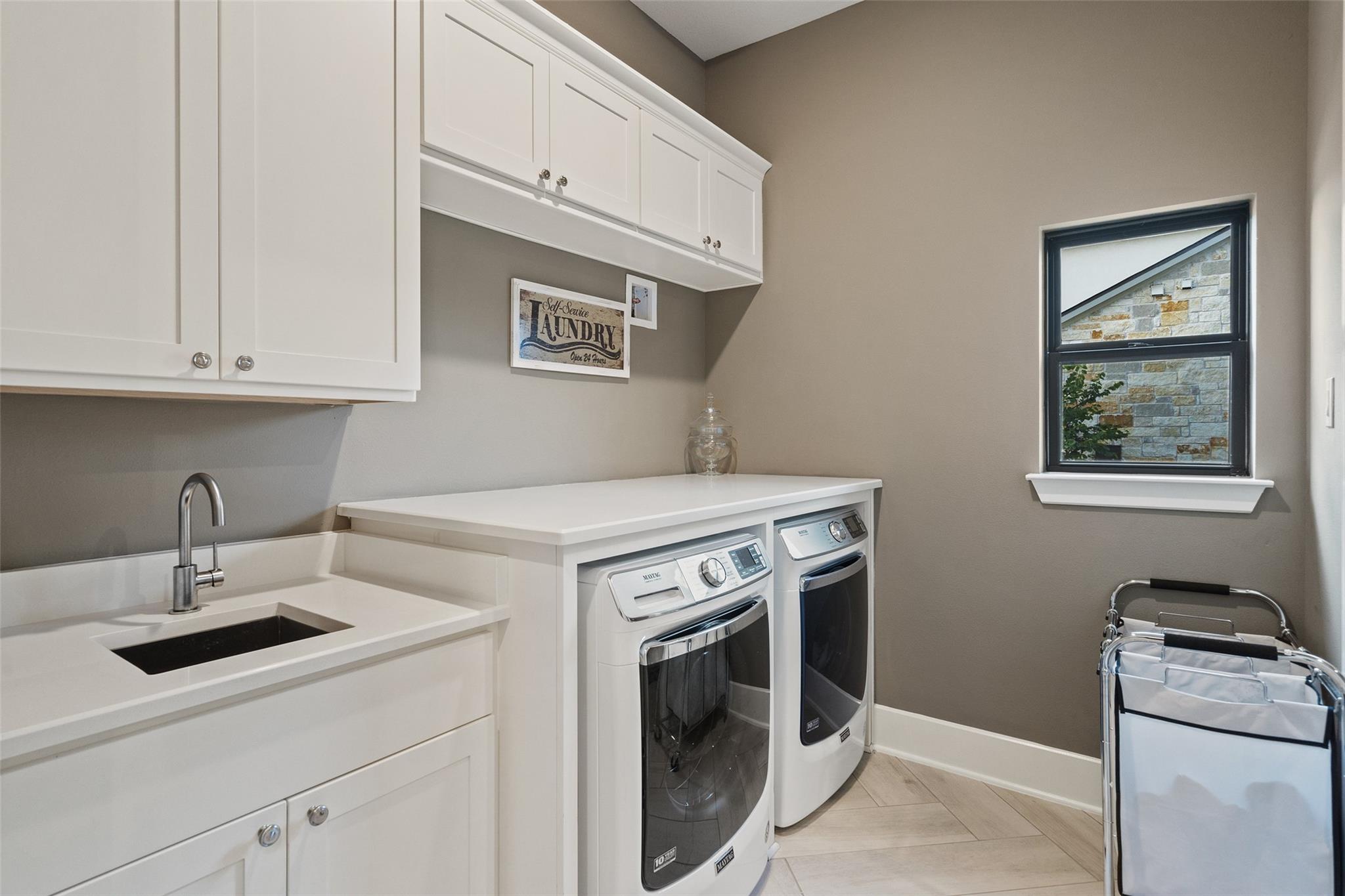 107 Bisset Ct, Austin, TX 78738