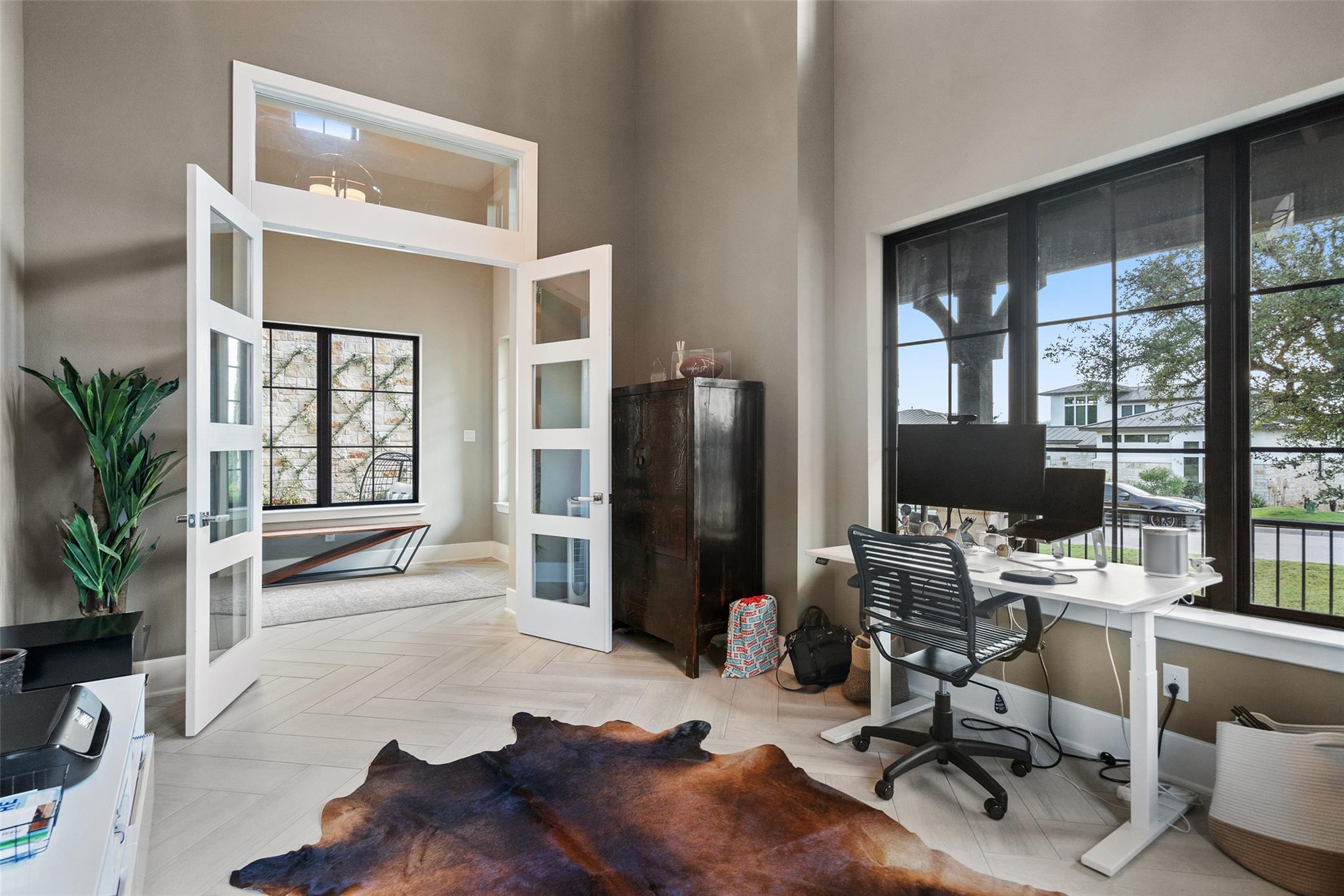 107 Bisset Ct, Austin, TX 78738