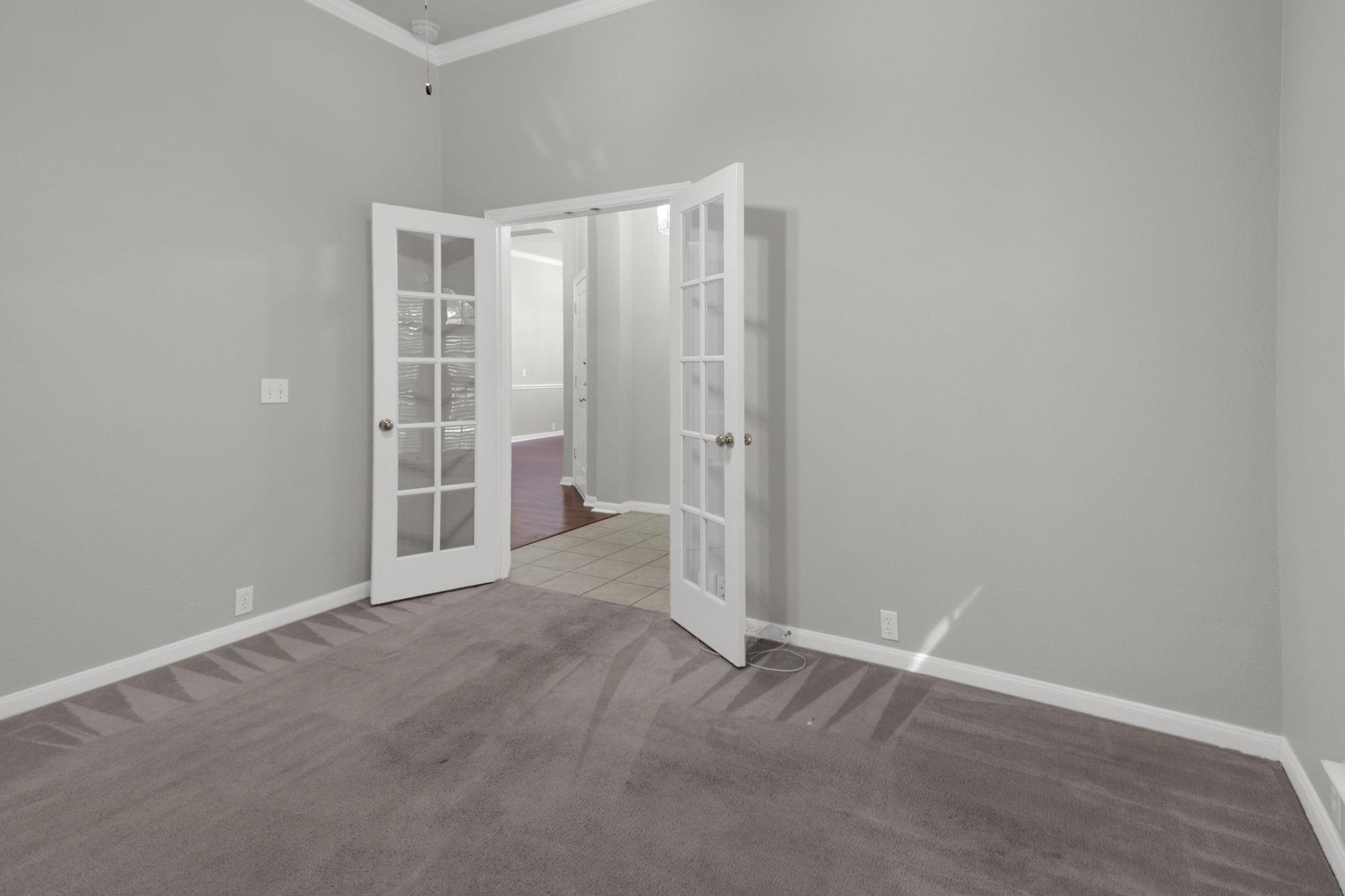 10604 Lord Derby Dr, Austin, TX 78748