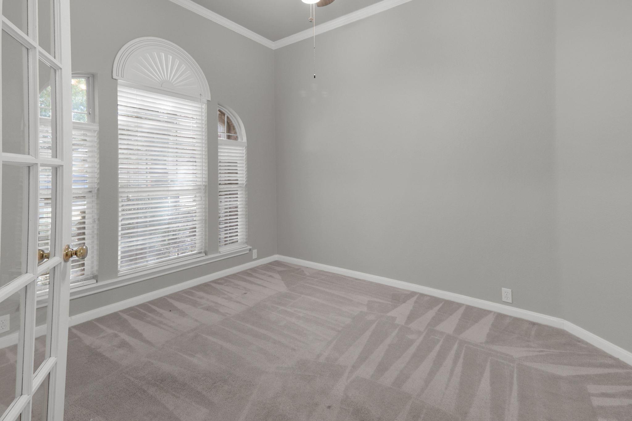 10604 Lord Derby Dr, Austin, TX 78748