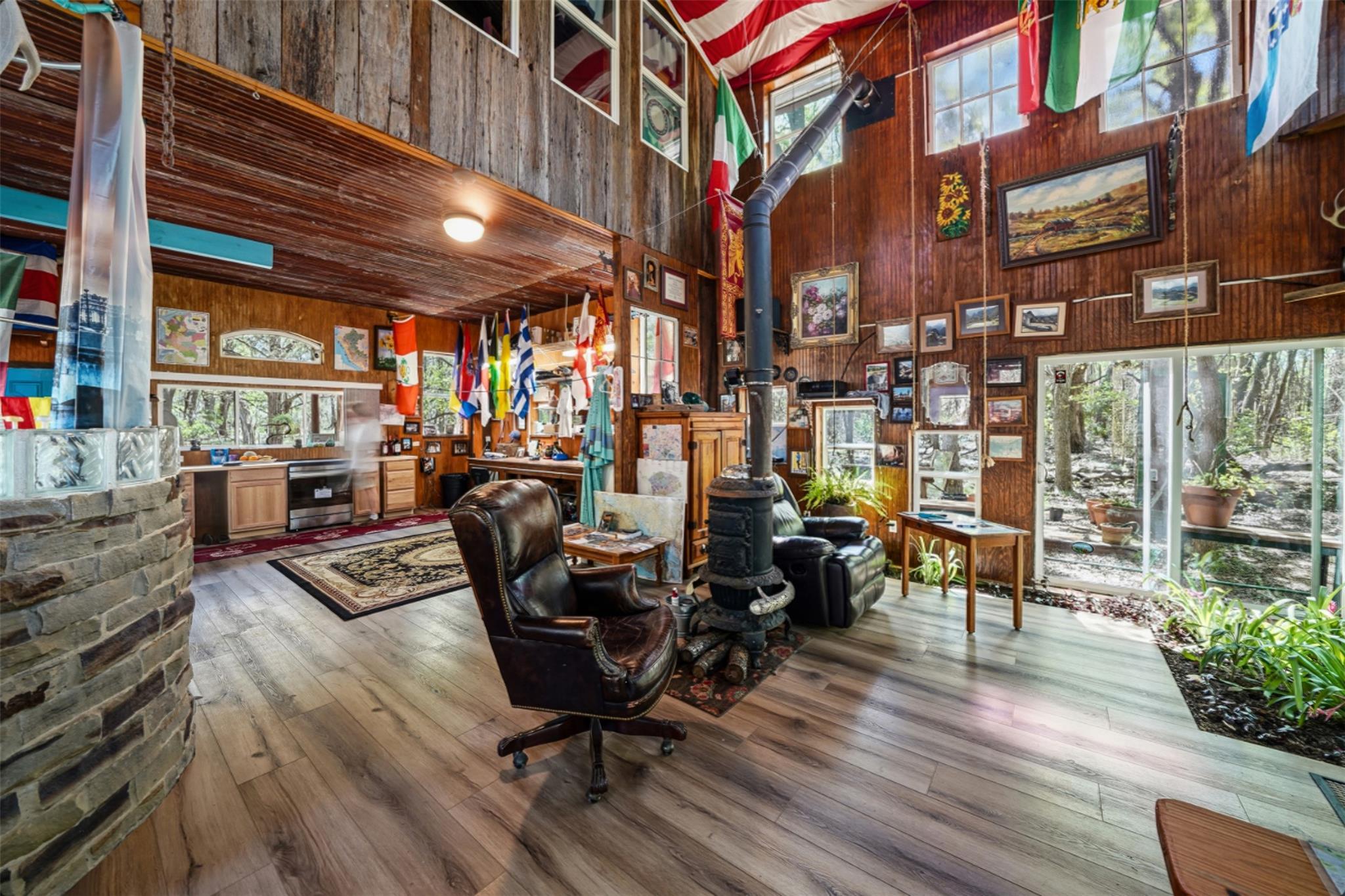 907 Deertrail Dr, San Marcos, TX 78666