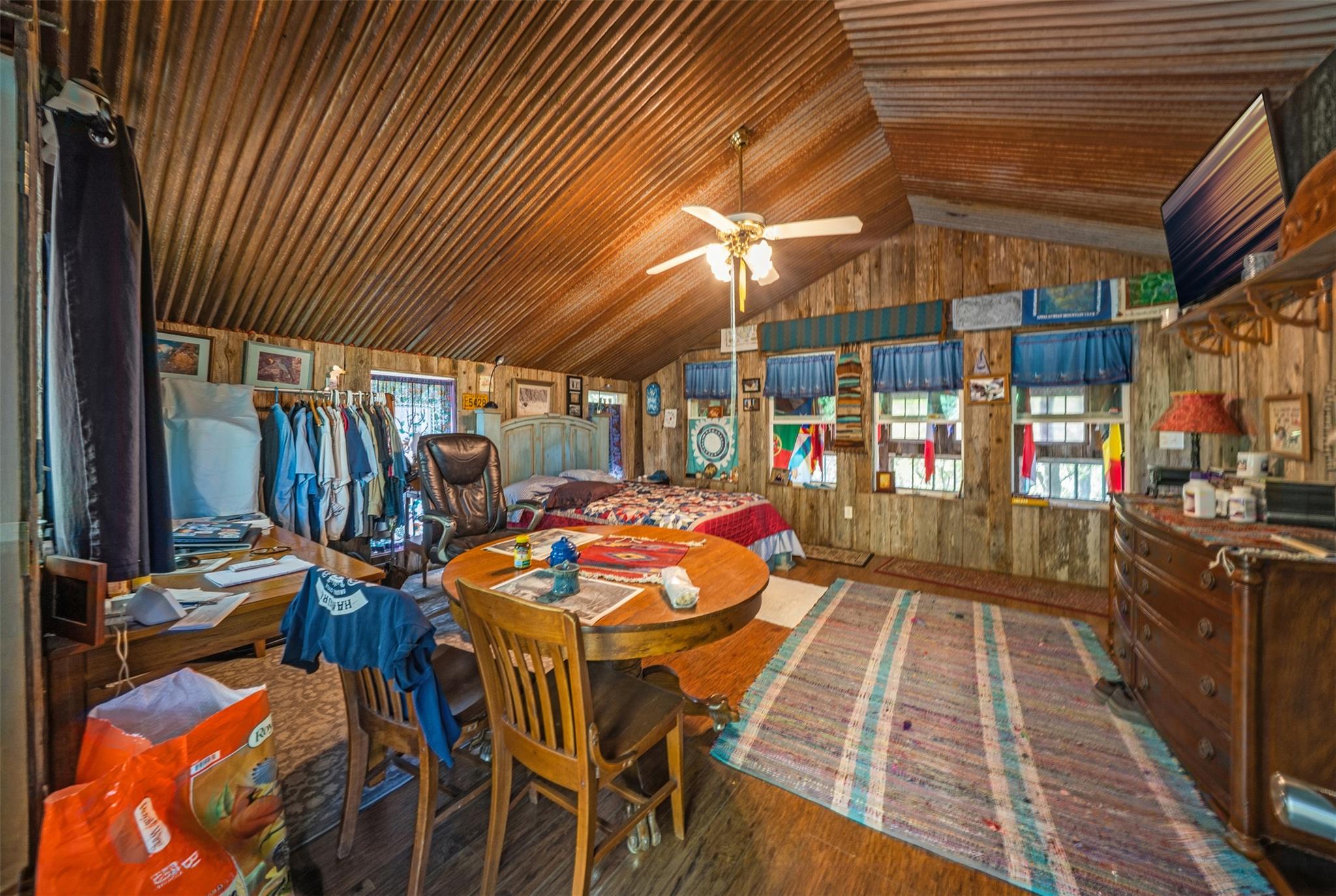 907 Deertrail Dr, San Marcos, TX 78666