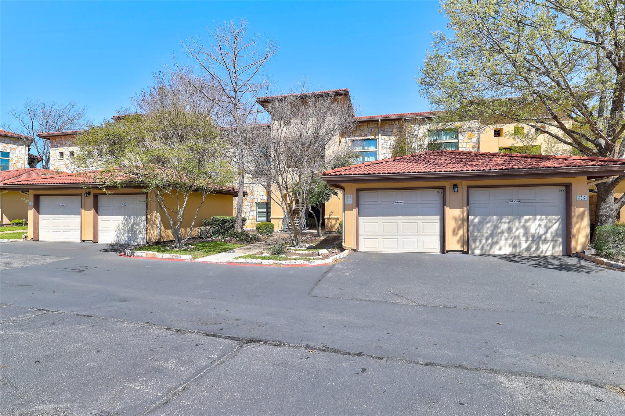 300 San Gabriel Village Blvd # 512, Georgetown, TX 78626