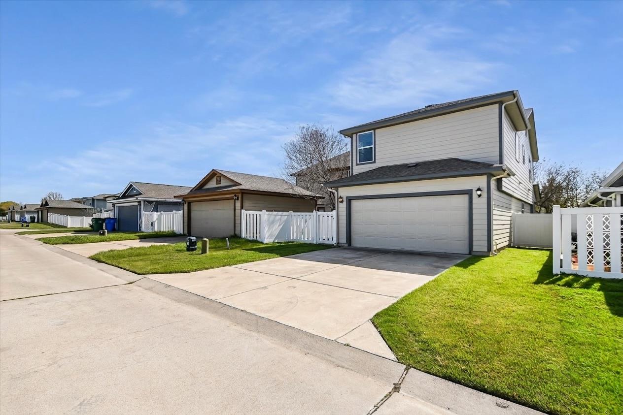 18418 Mammoth Cave Blvd, Pflugerville, TX 78660