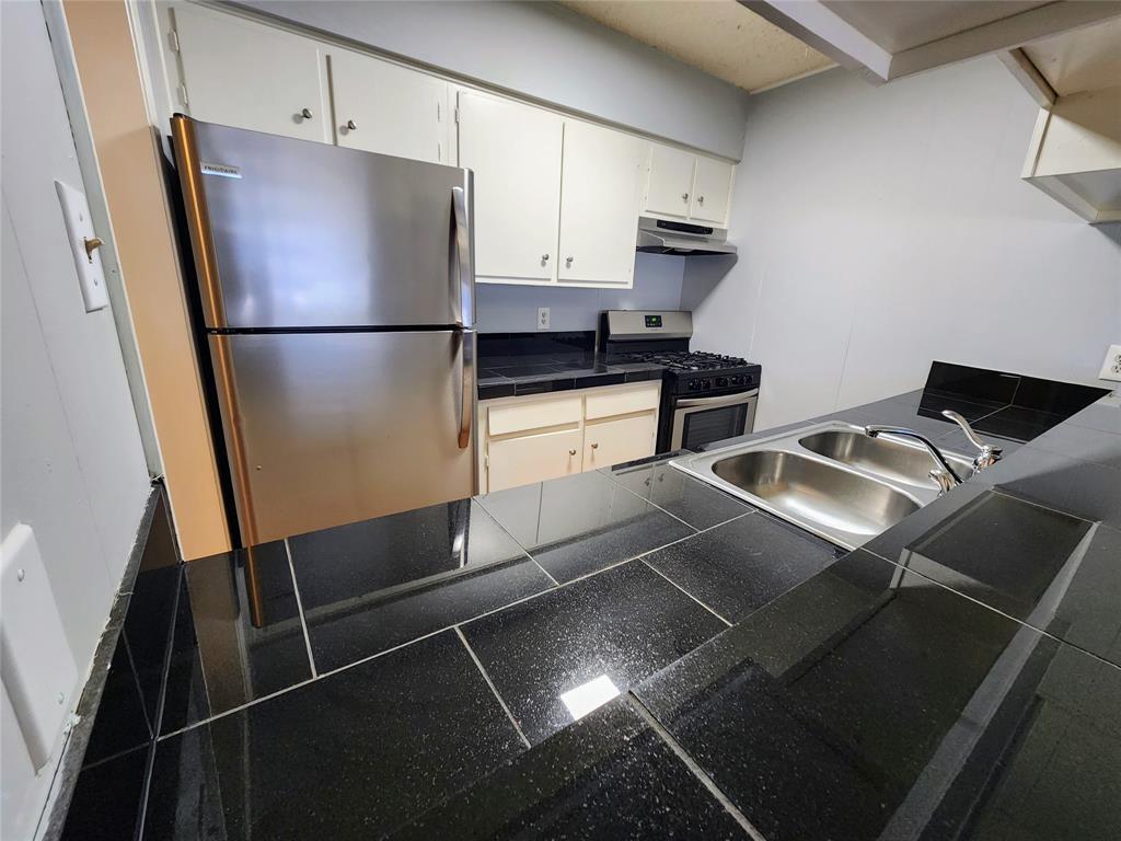 608 W 51st St # 101, Austin, TX 78751