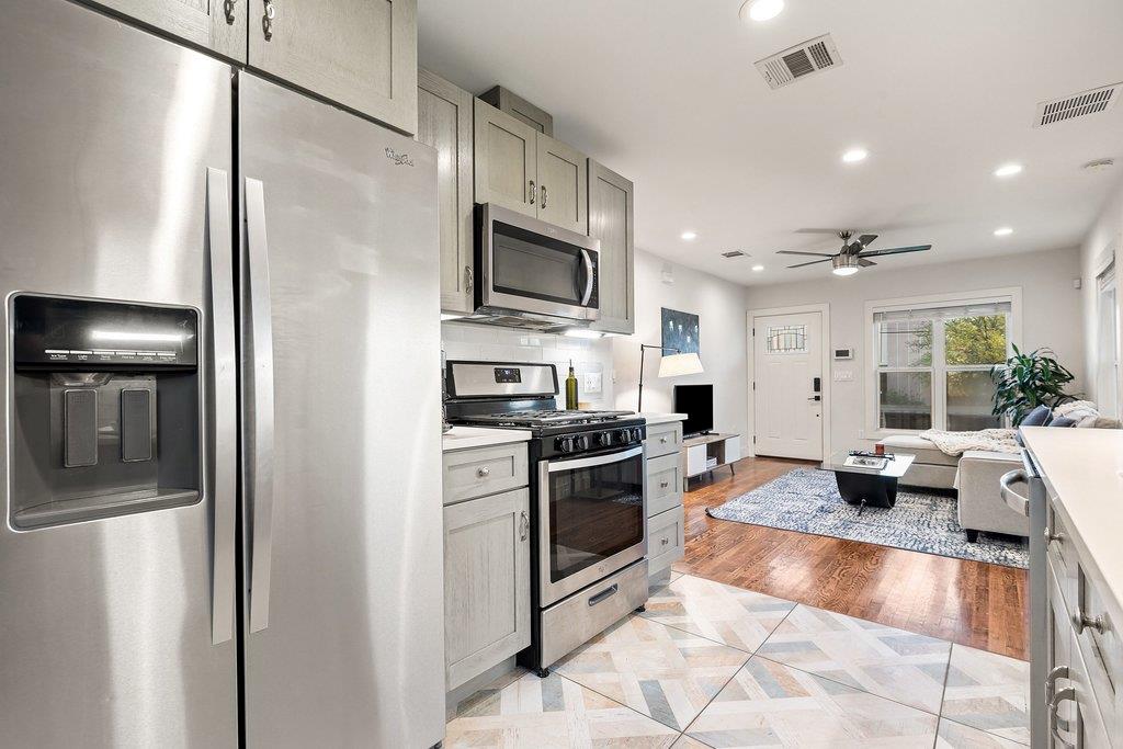 2702 Crest Ave # 1, Austin, TX 78702