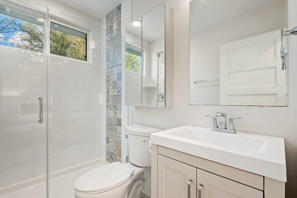 2702 Crest Ave # 1, Austin, TX 78702