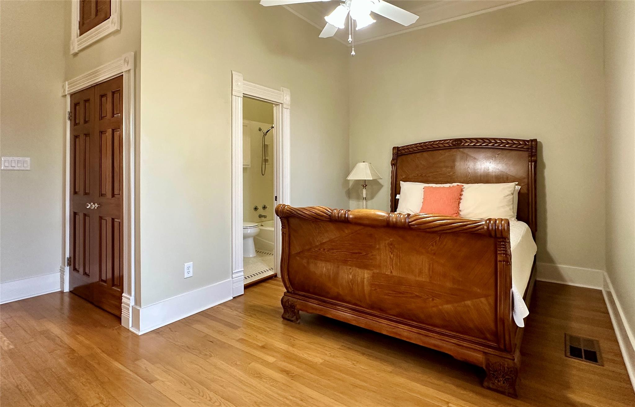 802 Main St, Bastrop, TX 78602