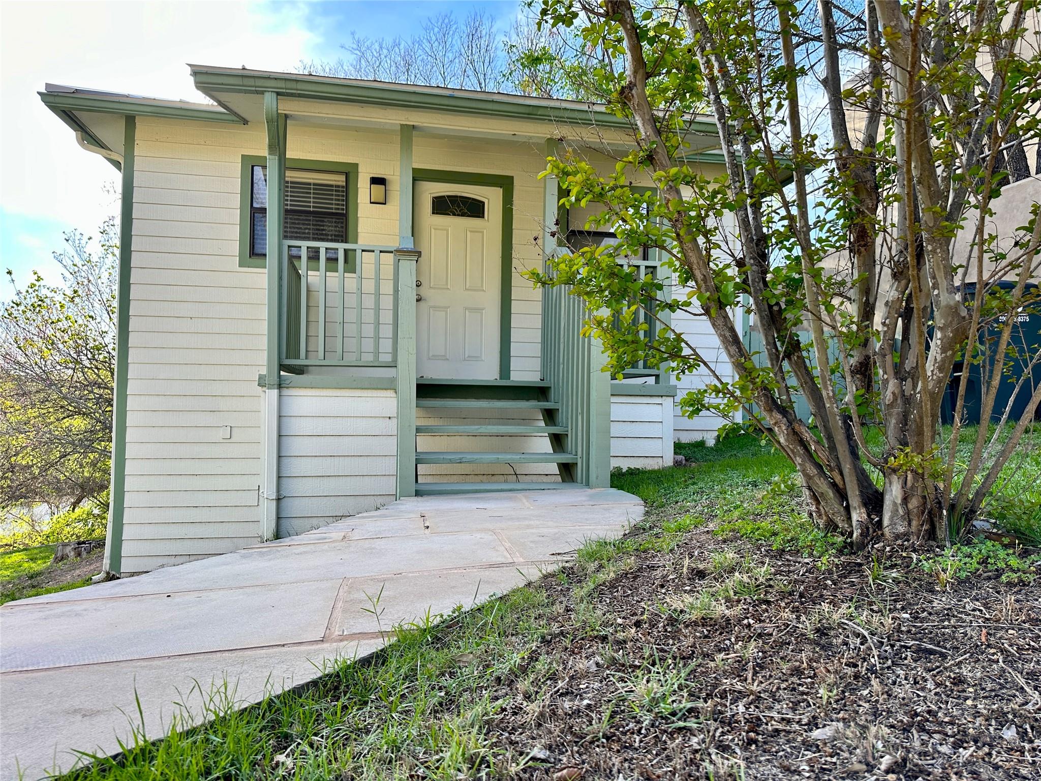 802 Main St, Bastrop, TX 78602