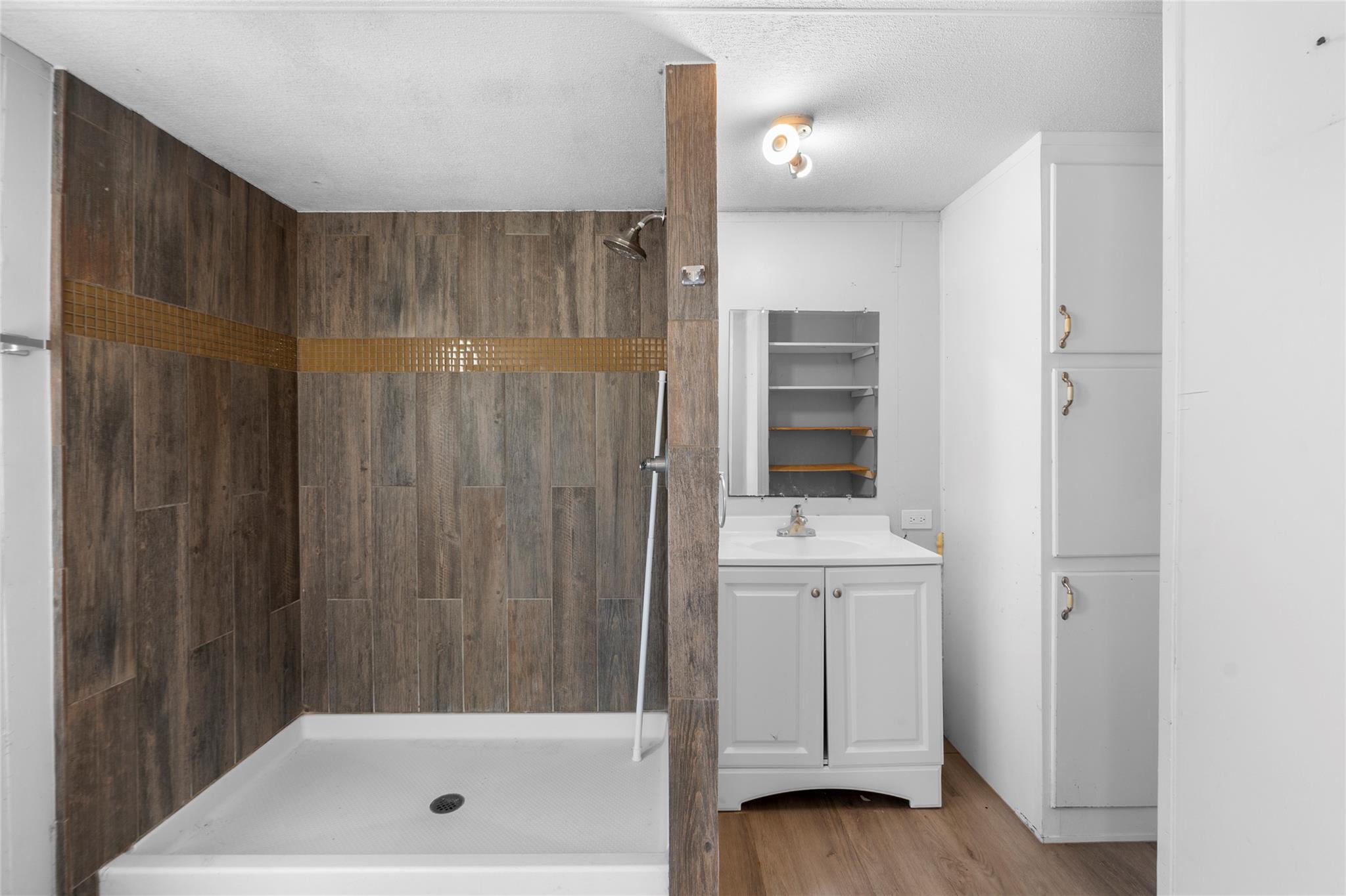 2711 Citation Dr, Del Valle, TX 78617