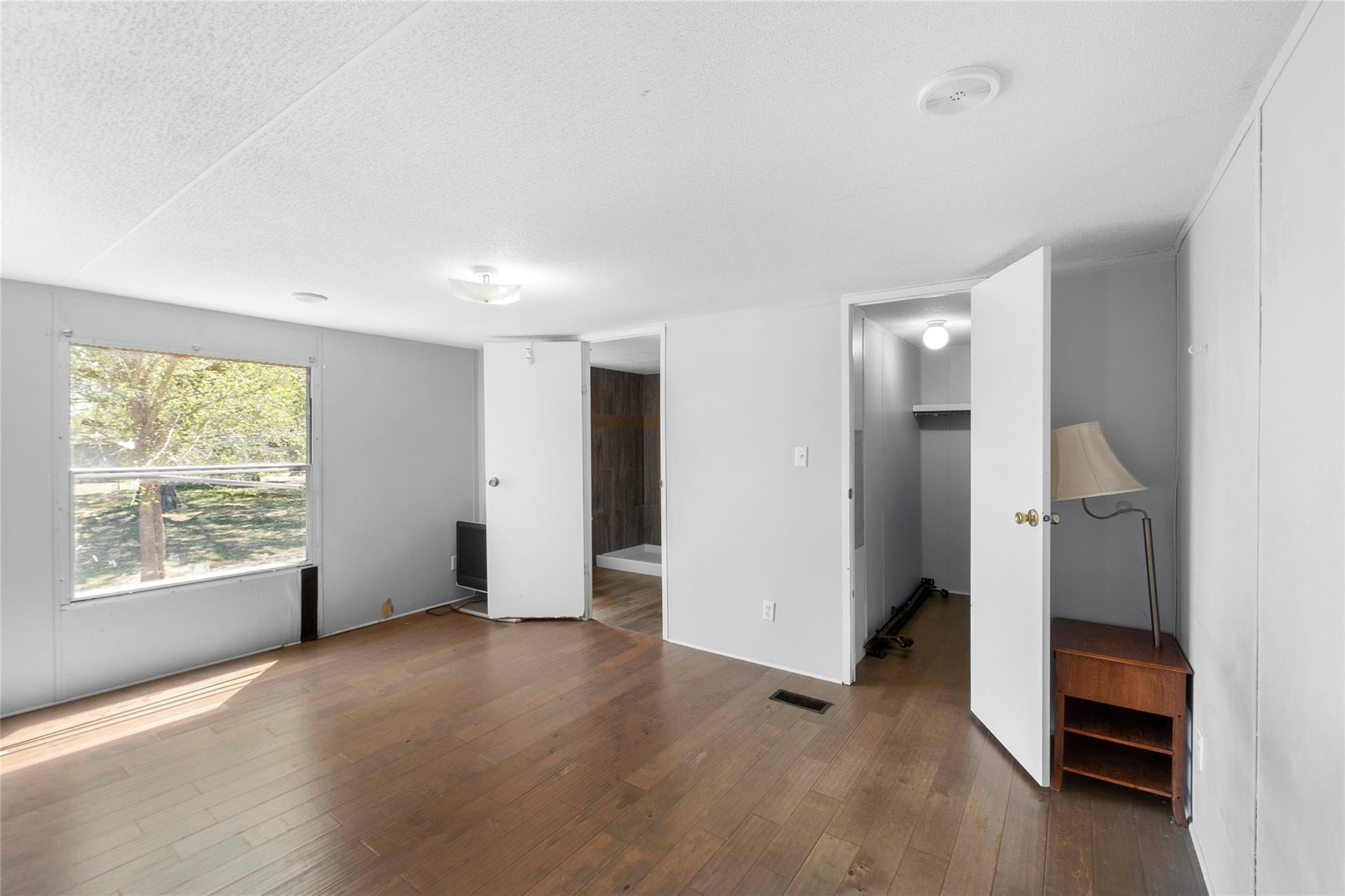 2711 Citation Dr, Del Valle, TX 78617