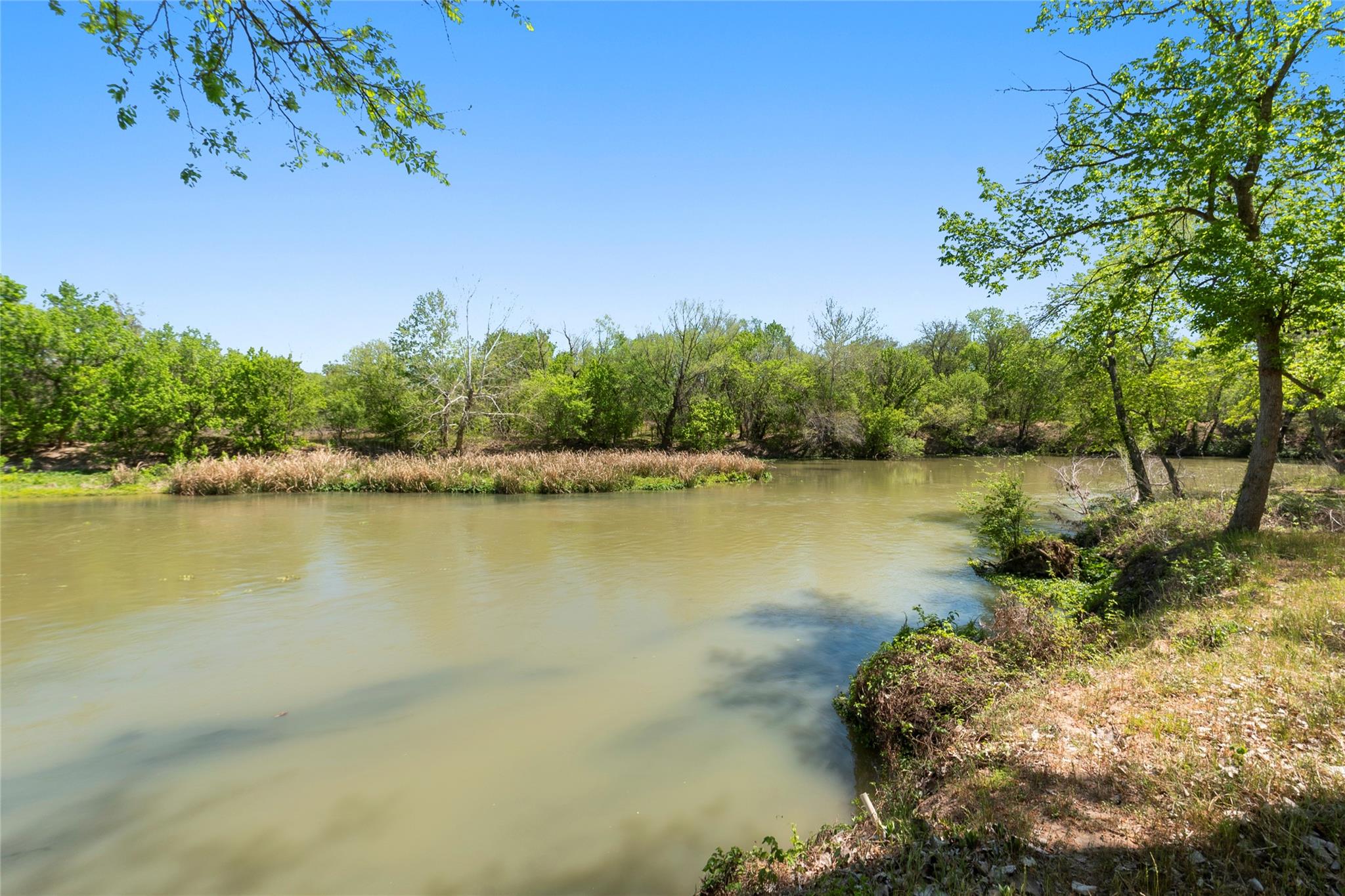 2711 Citation Dr, Del Valle, TX 78617