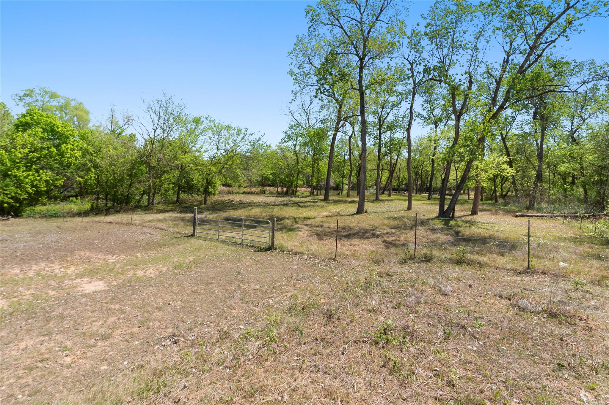 2711 Citation Dr, Del Valle, TX 78617