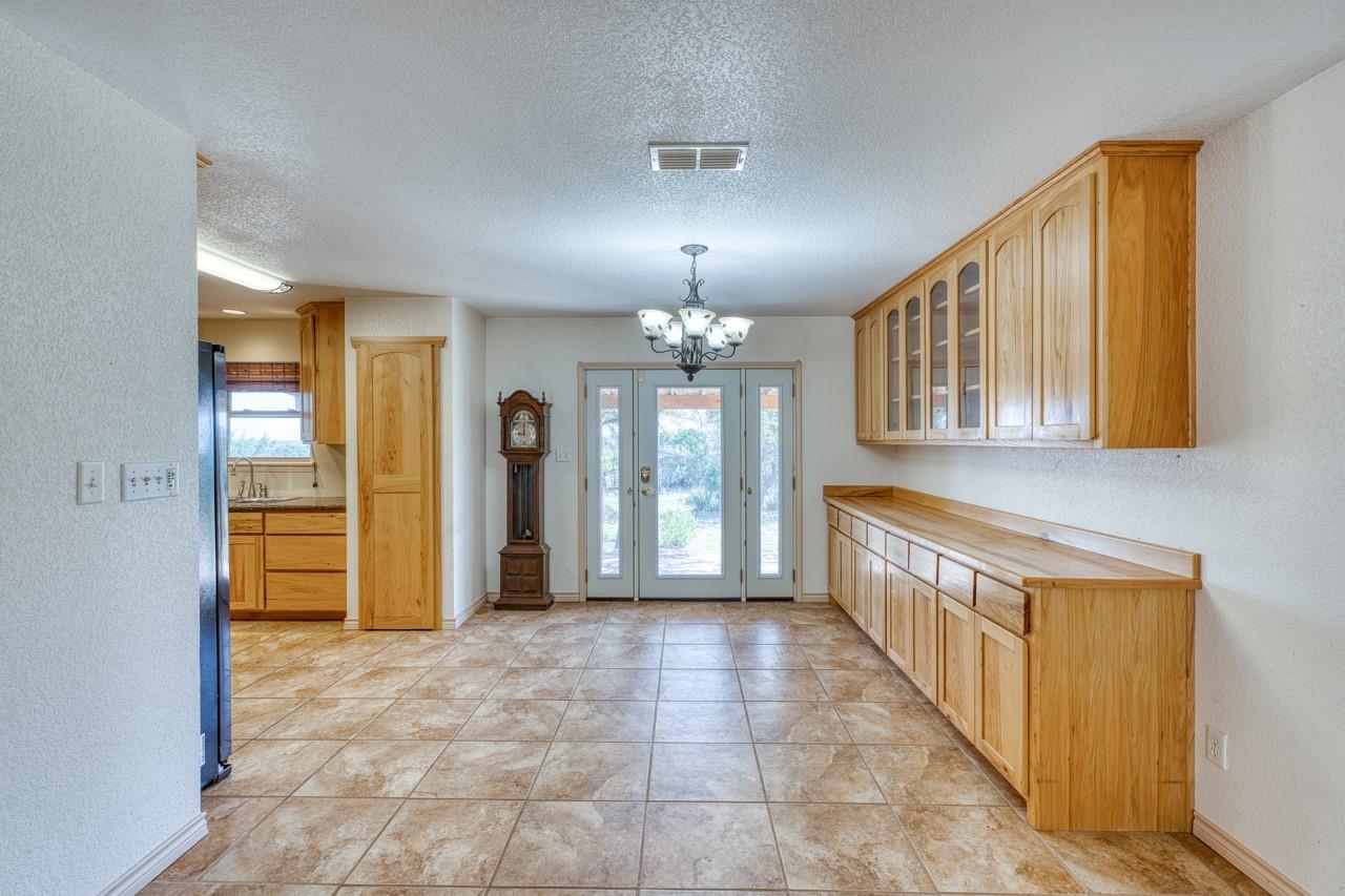 1129 Lonesome Loop, Blanco, TX 78606