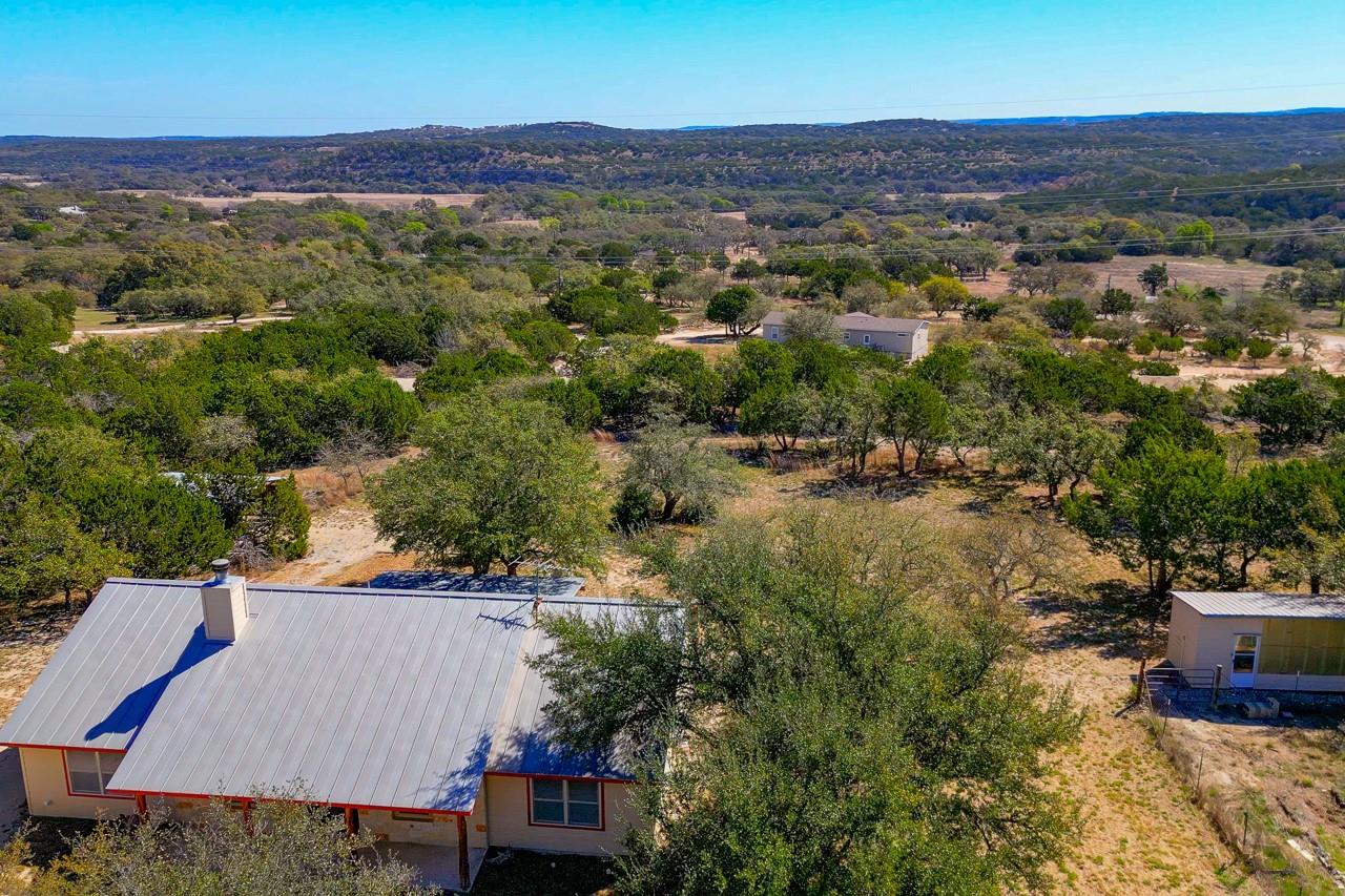 1129 Lonesome Loop, Blanco, TX 78606