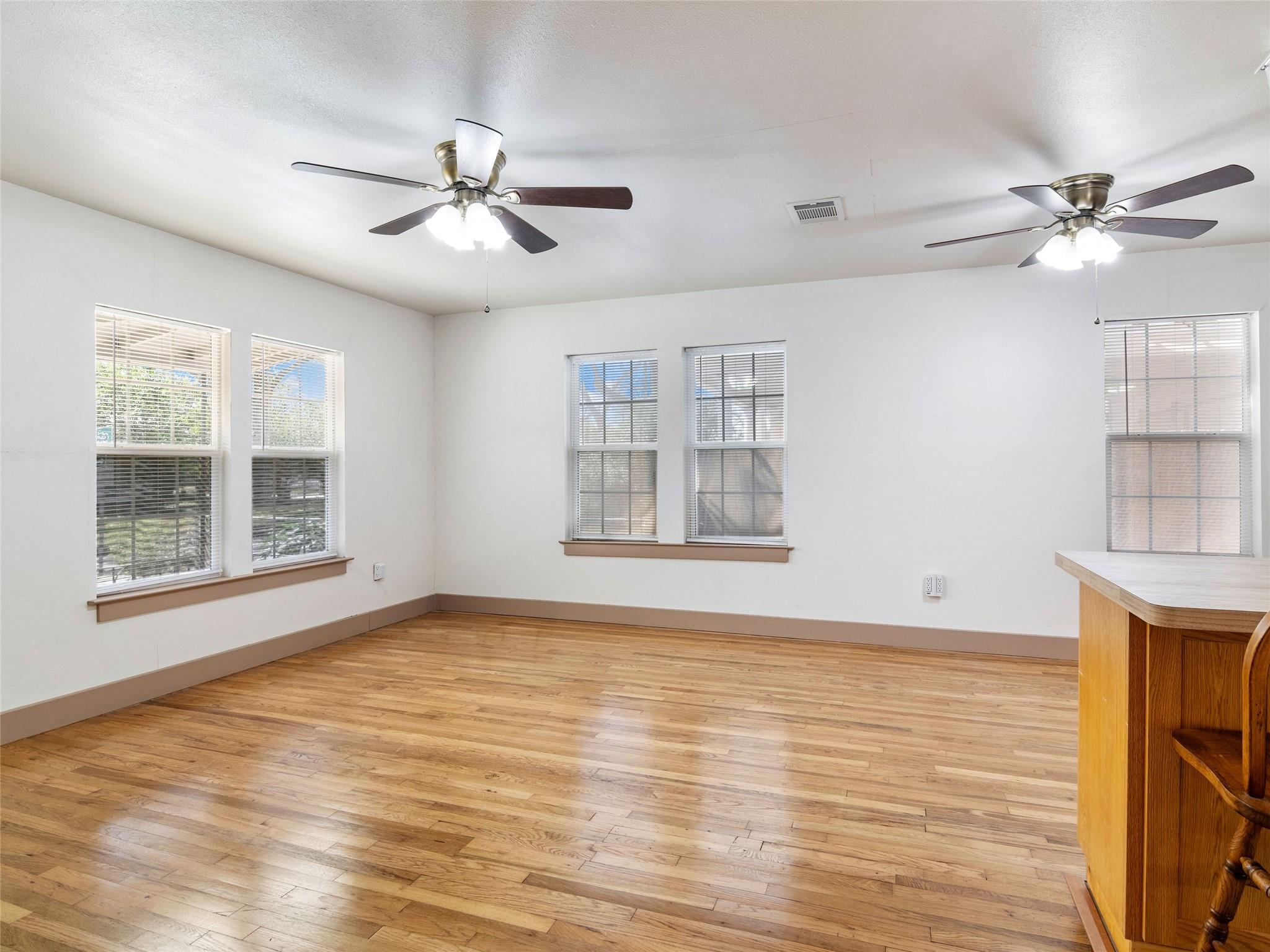 164 Ferguson St, New Braunfels, TX 78130