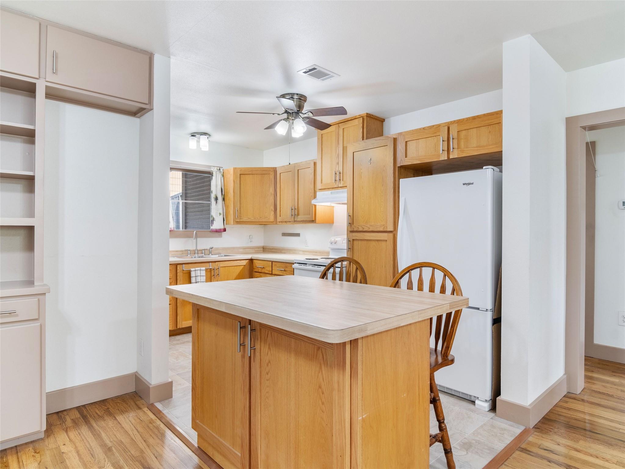 164 Ferguson St, New Braunfels, TX 78130