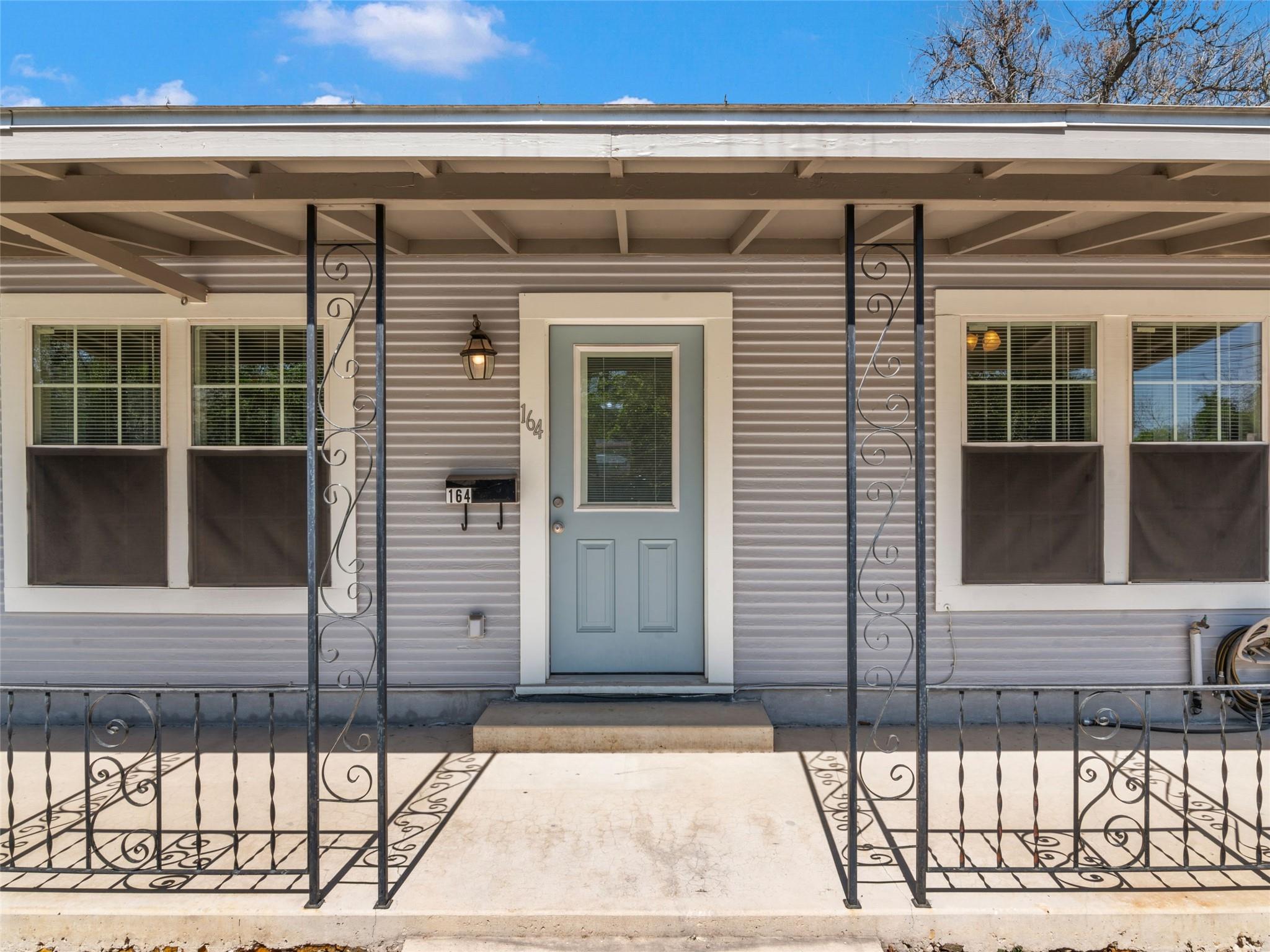 164 Ferguson St, New Braunfels, TX 78130