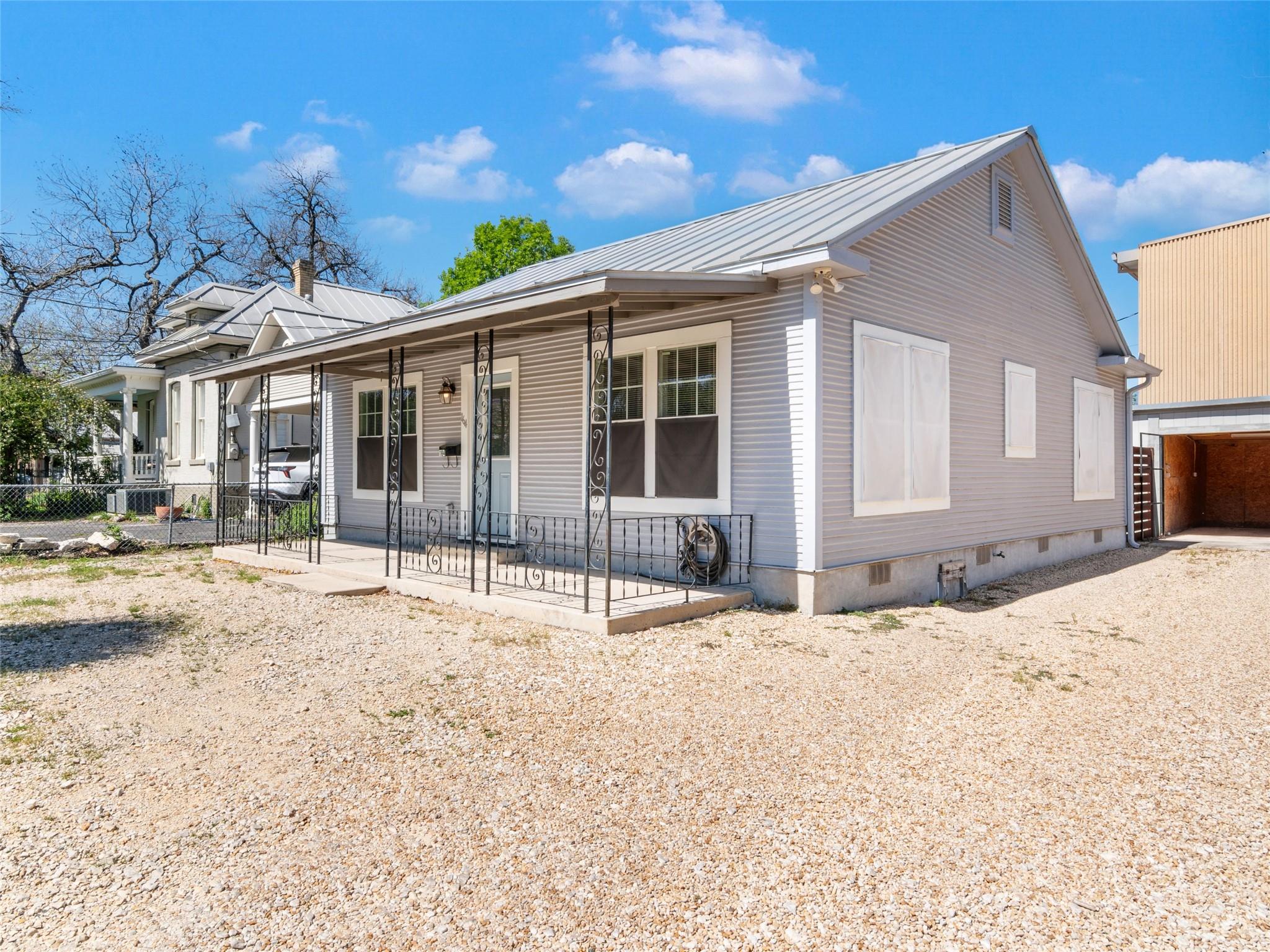 164 Ferguson St, New Braunfels, TX 78130