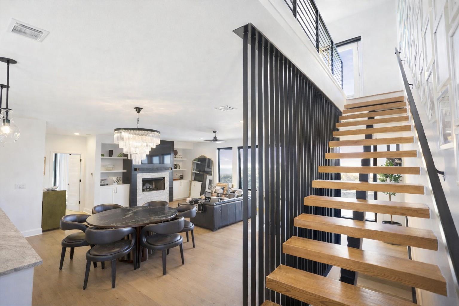 8501 Bronco Ln, Lago Vista, TX 78645