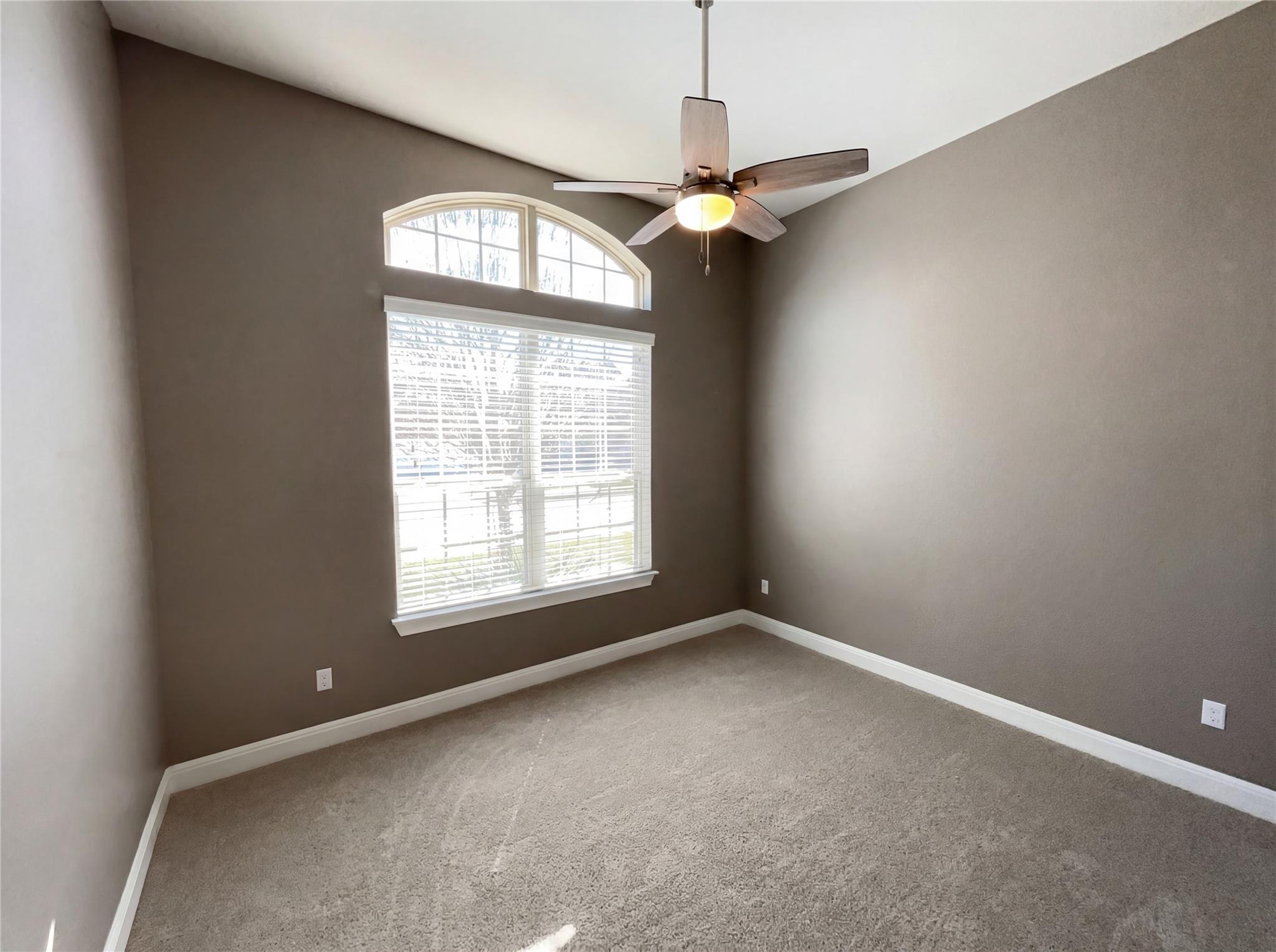 4409 Tanglewood Estates Dr, Leander, TX 78641