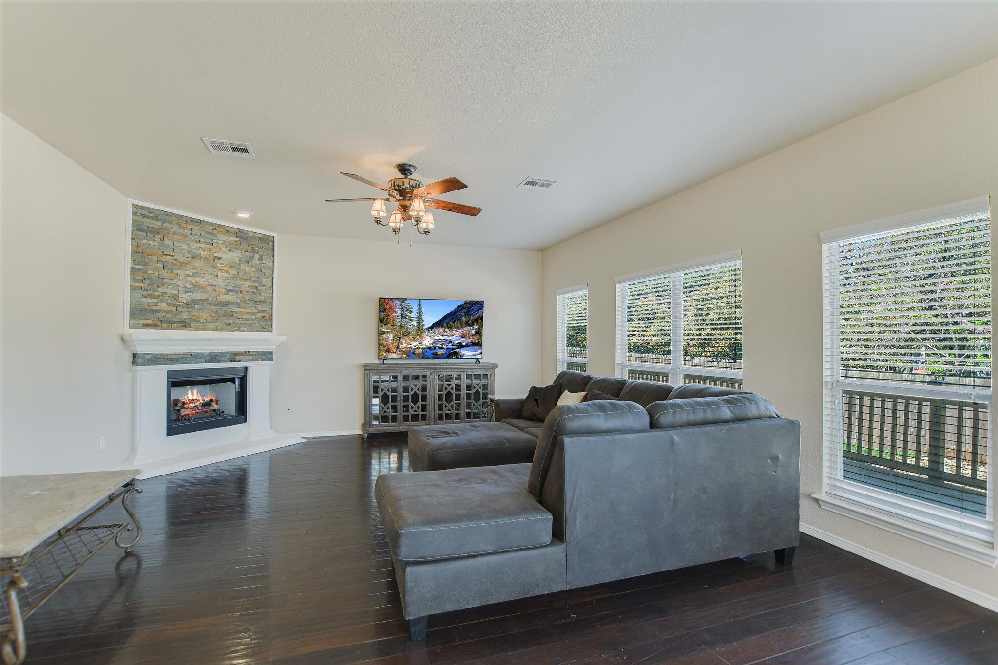 1101 Sedona, Leander, TX 78641