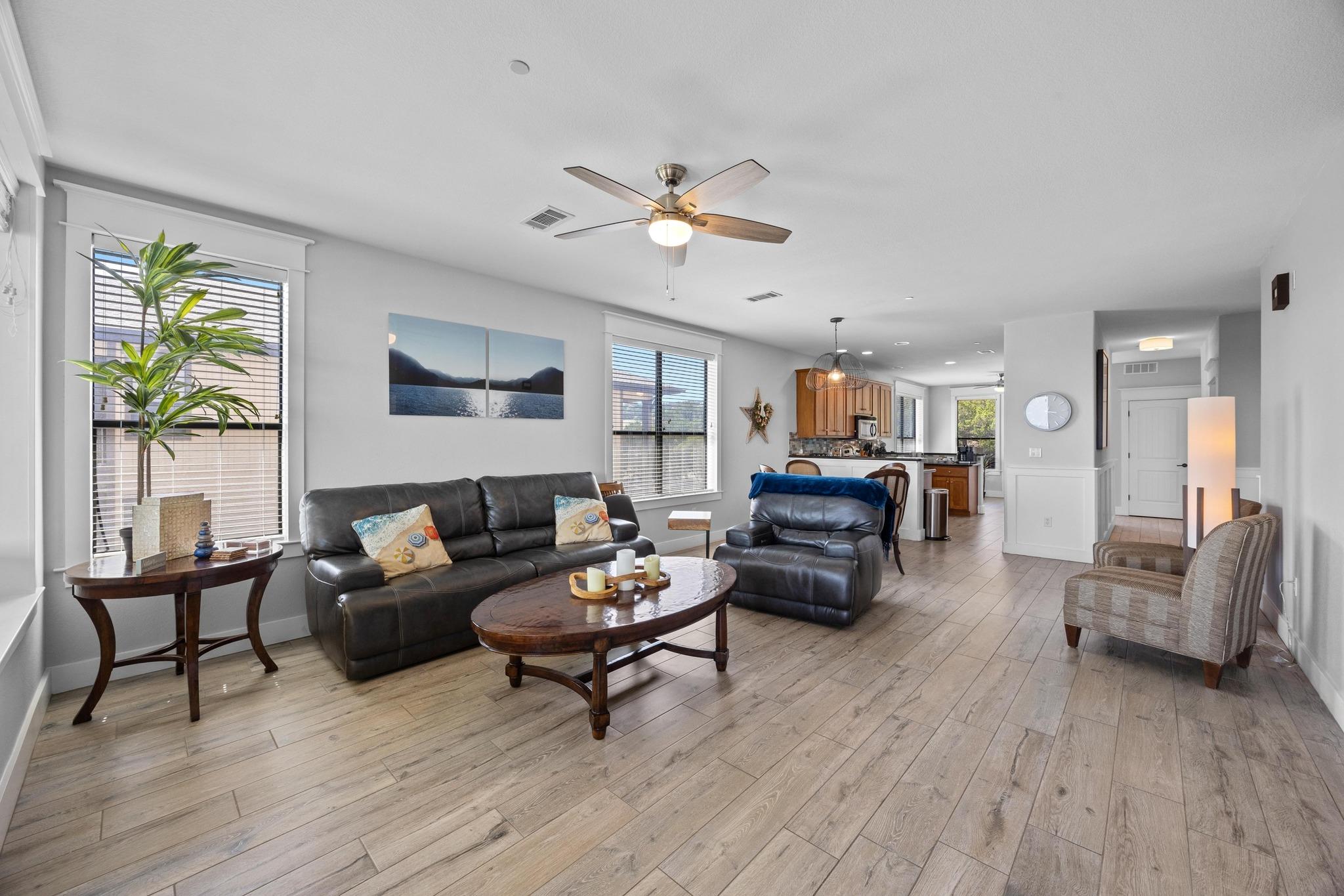 17708 Maritime Point Dr # 301, Jonestown, TX 78645