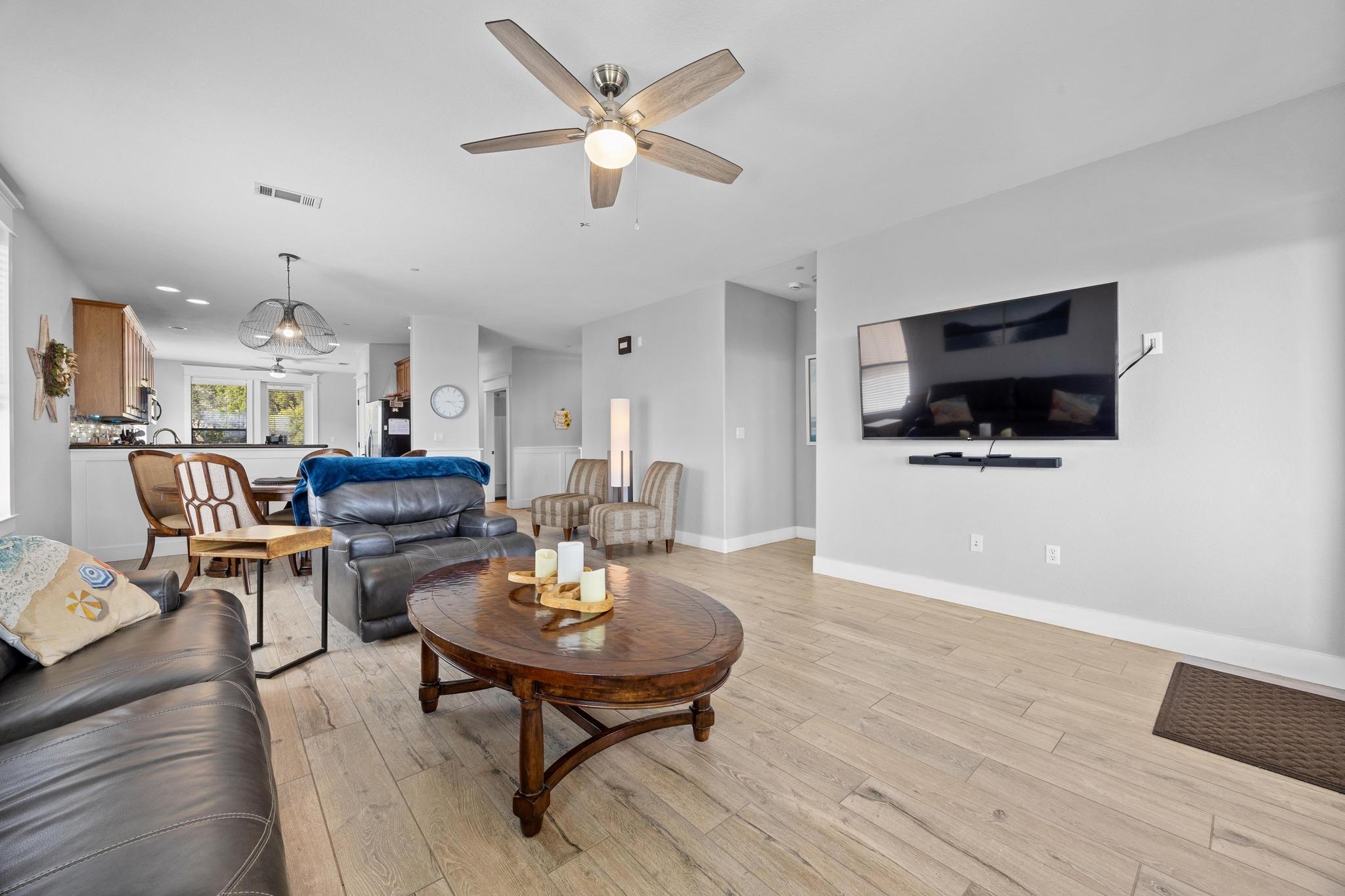 17708 Maritime Point Dr # 301, Jonestown, TX 78645