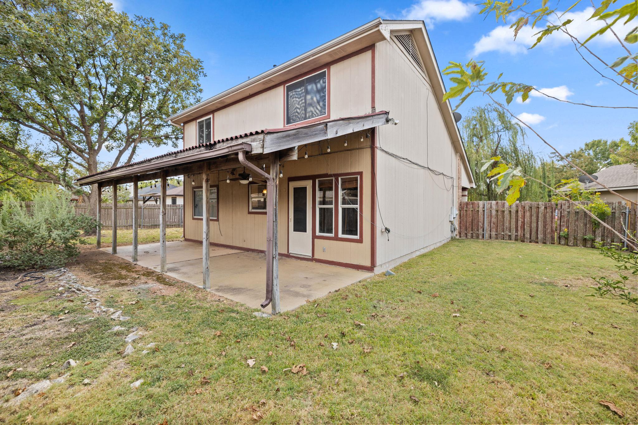 413 Clarks Way, Hutto, TX 78634