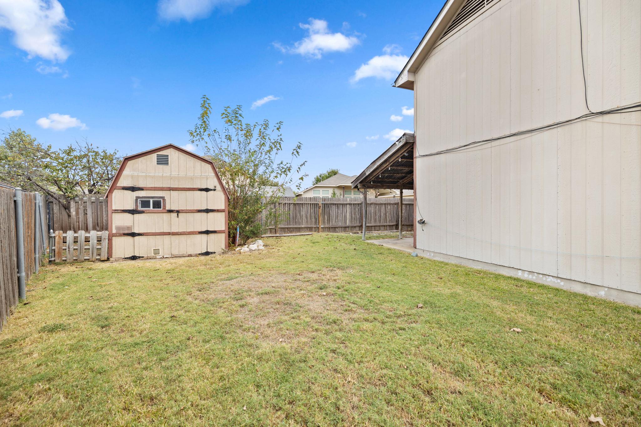 413 Clarks Way, Hutto, TX 78634