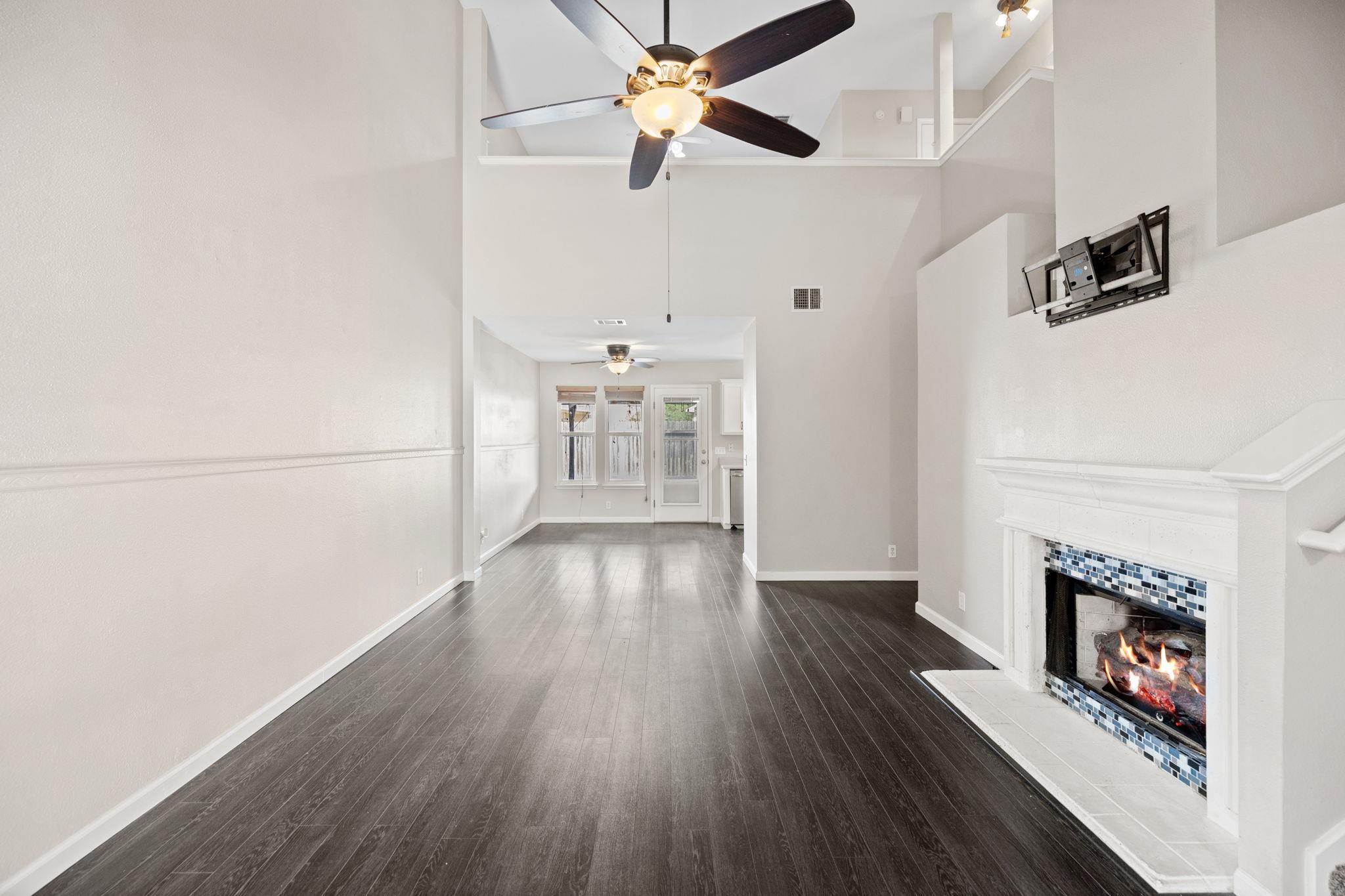 413 Clarks Way, Hutto, TX 78634