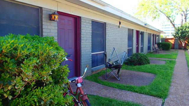 608 W 51st St # 104, Austin, TX 78751